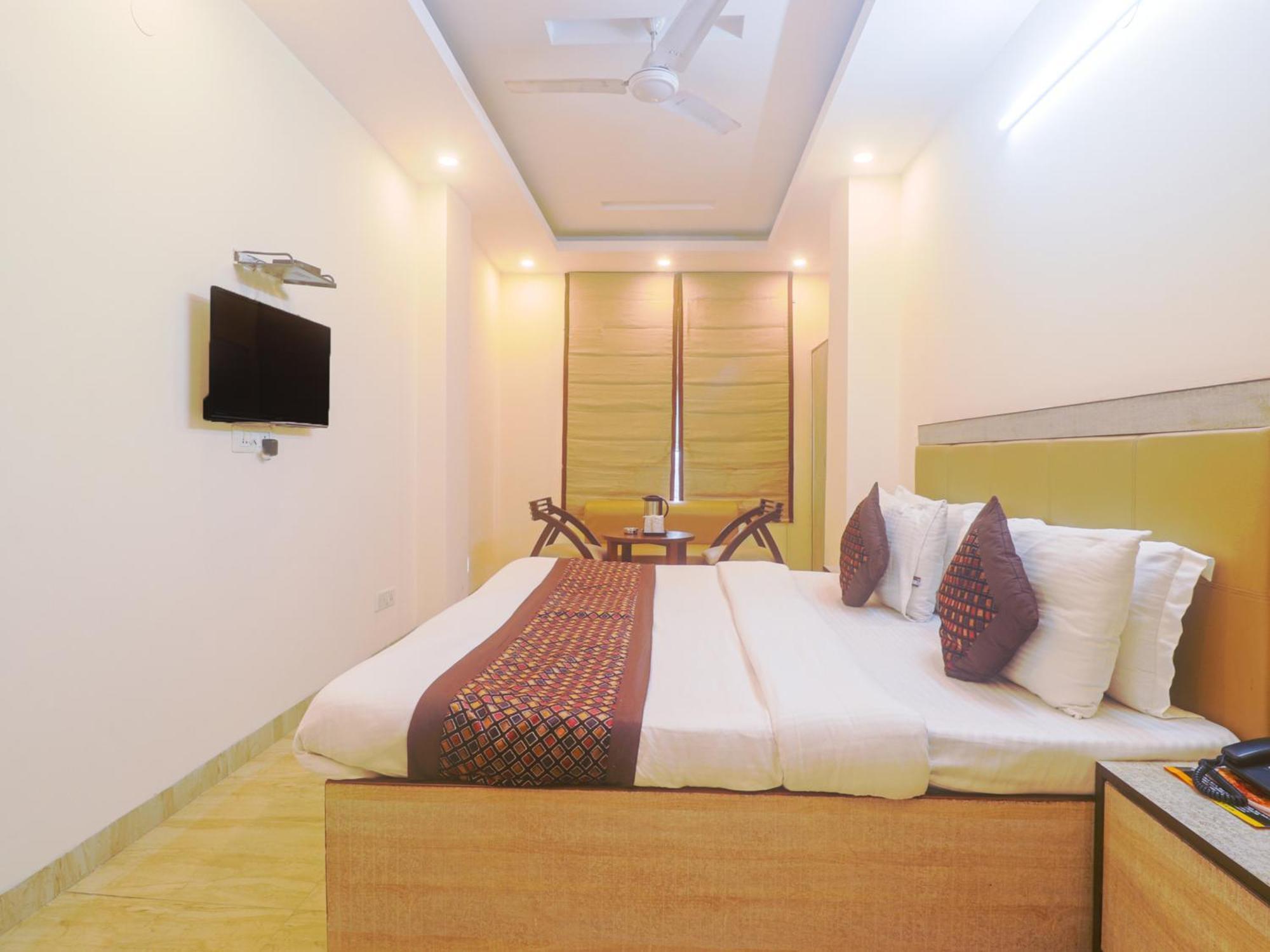 Hotel Grace, Karol Bagh, New