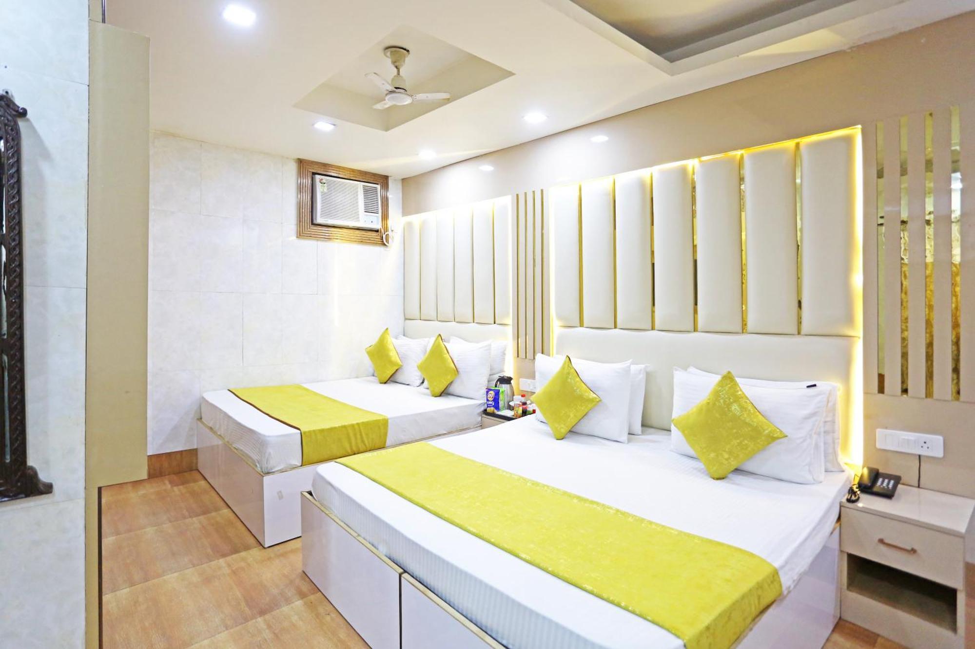 Preet Palace -5 Mints Walk From Nizamuddin Railway Station