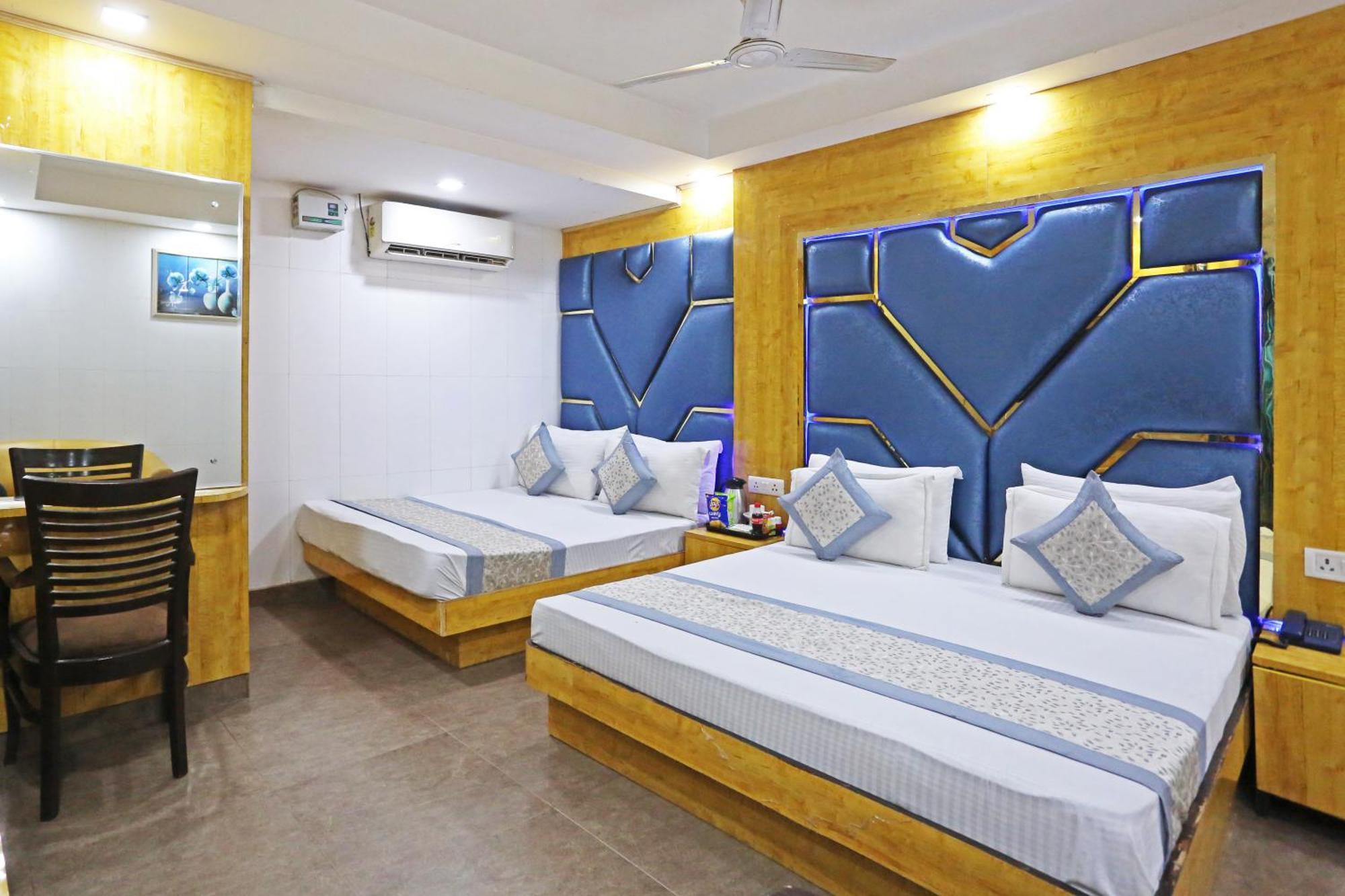 Hotel Preet Palace -5 Mints Walk From Nizamuddin Railway Station Nova Deli
