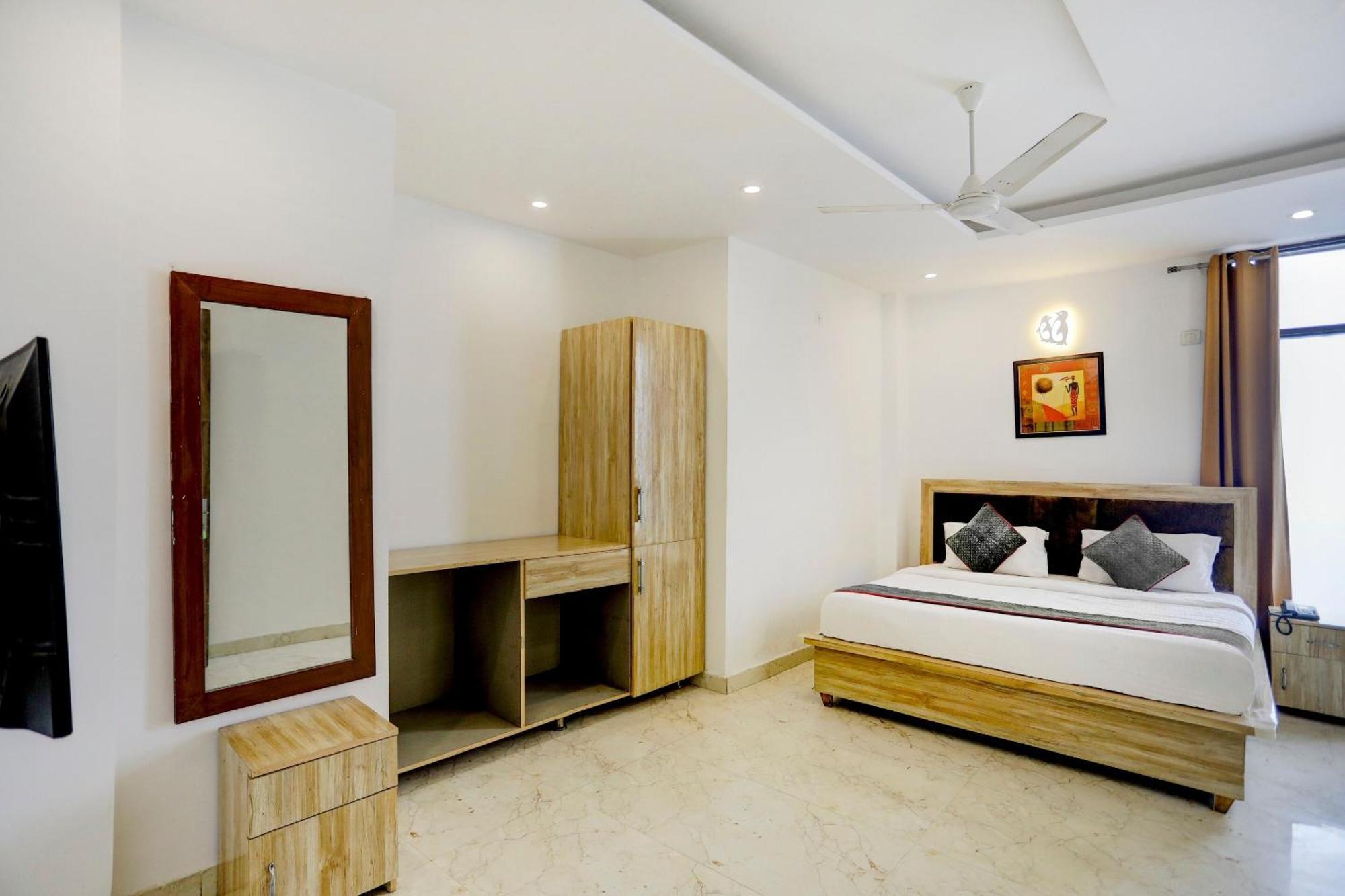 Townhouse Rivasa Regency Hotel 4*