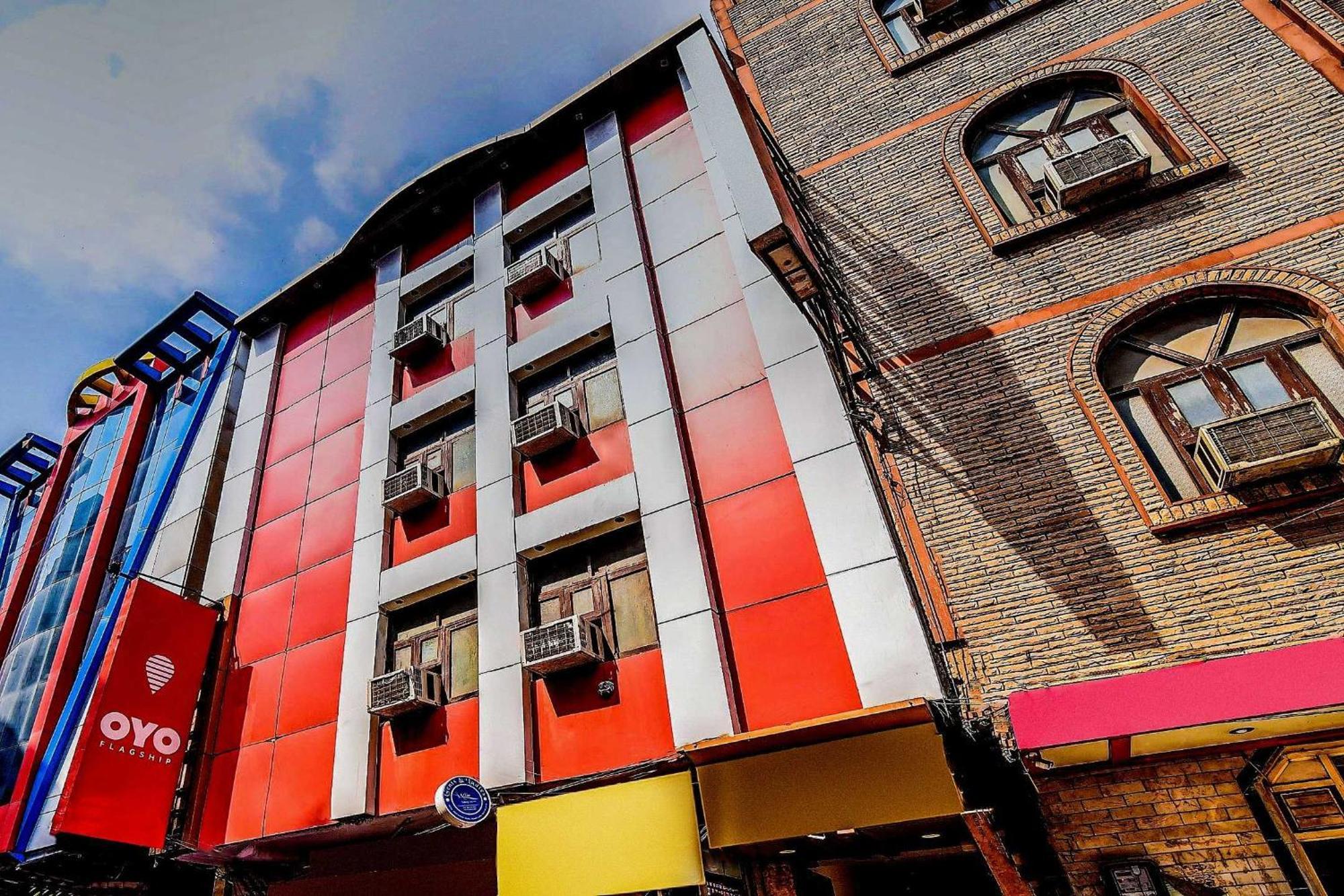 Oyo Flagship 18997 Km International Hotel New Delhi