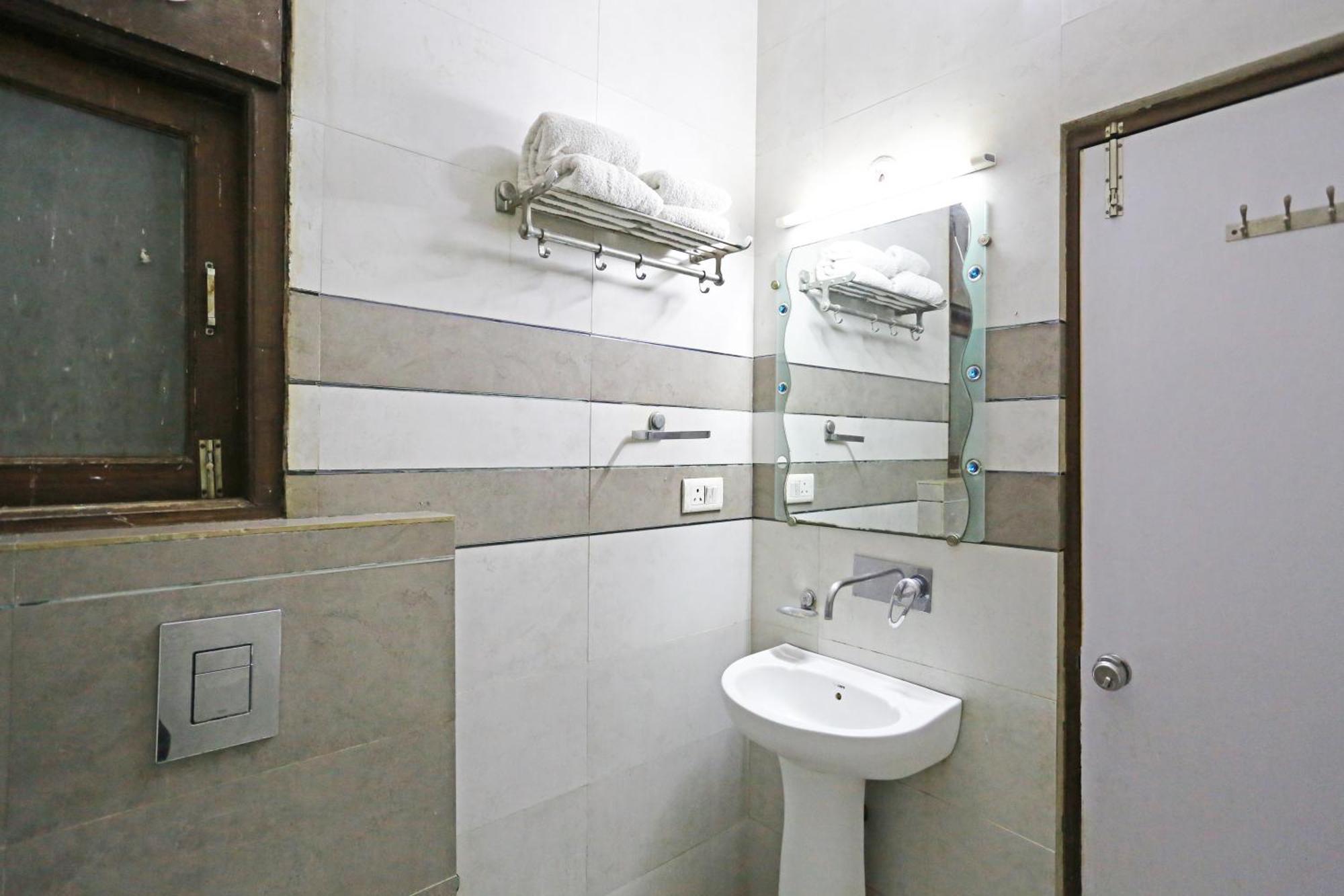 Ambrosia - Near Delhi Airport
