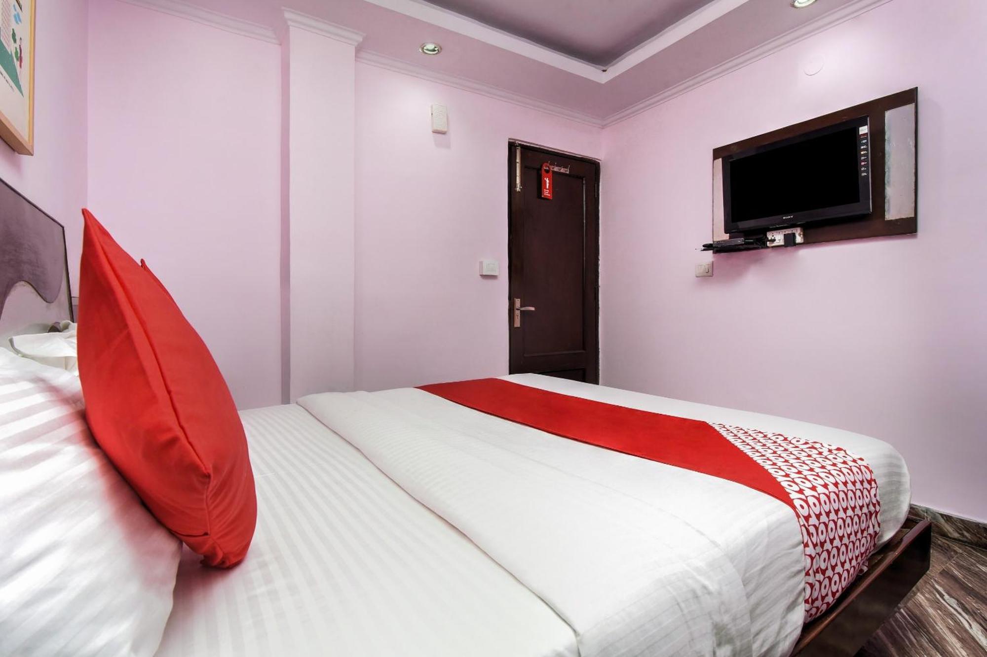 Hotel Oyo Flagship 18997 Km International 3*