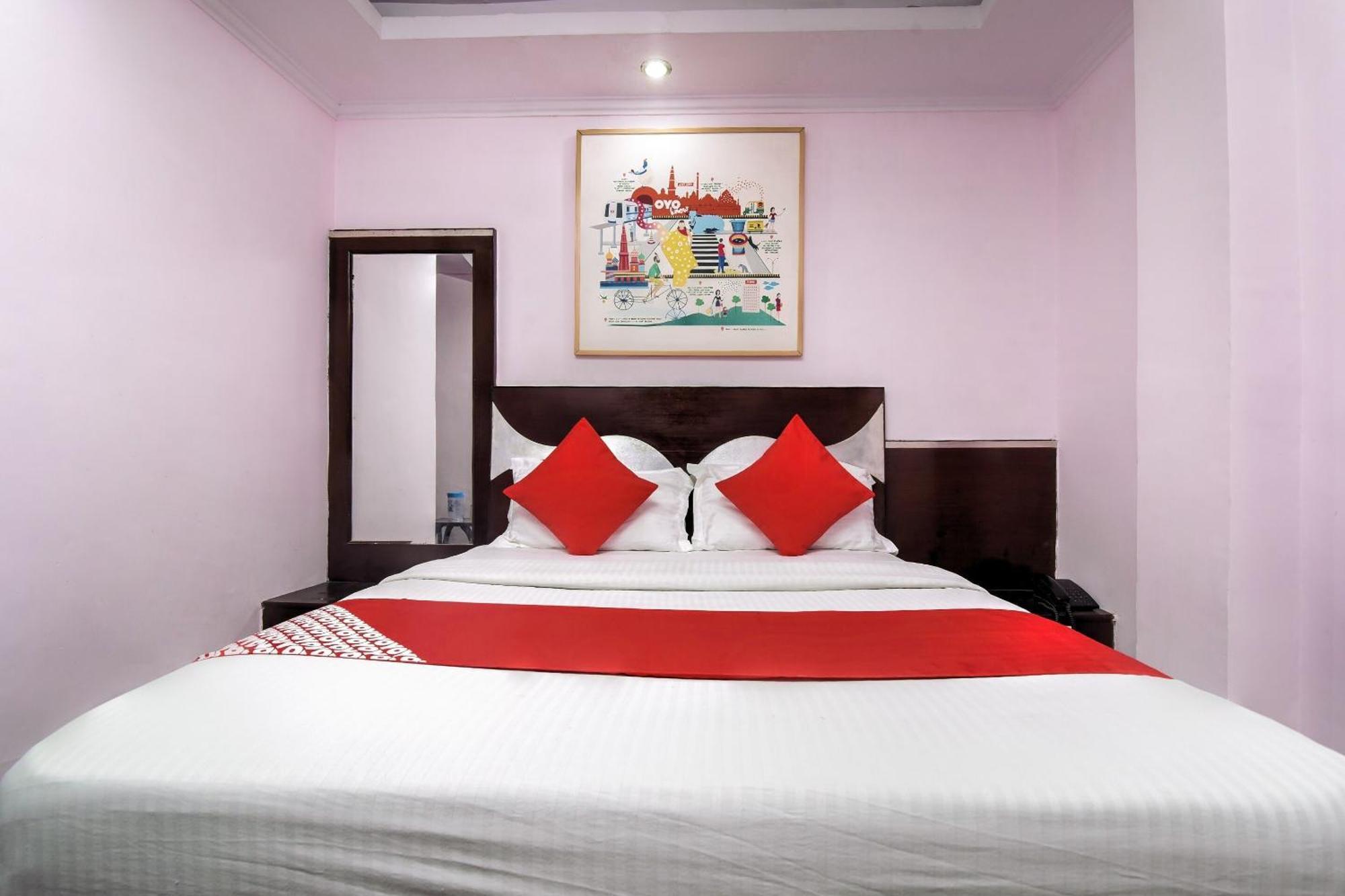Hotel Oyo Flagship 18997 Km International New Delhi