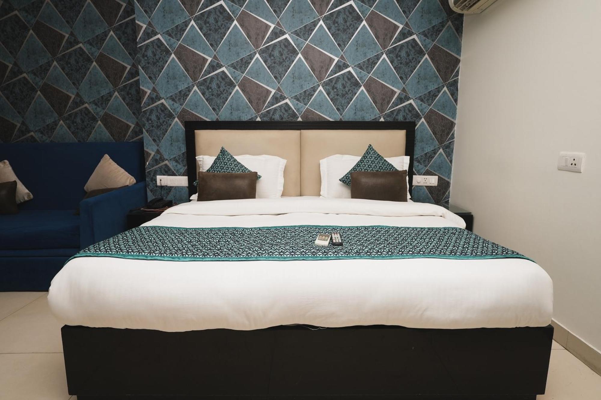 Hotel B Continental 3*