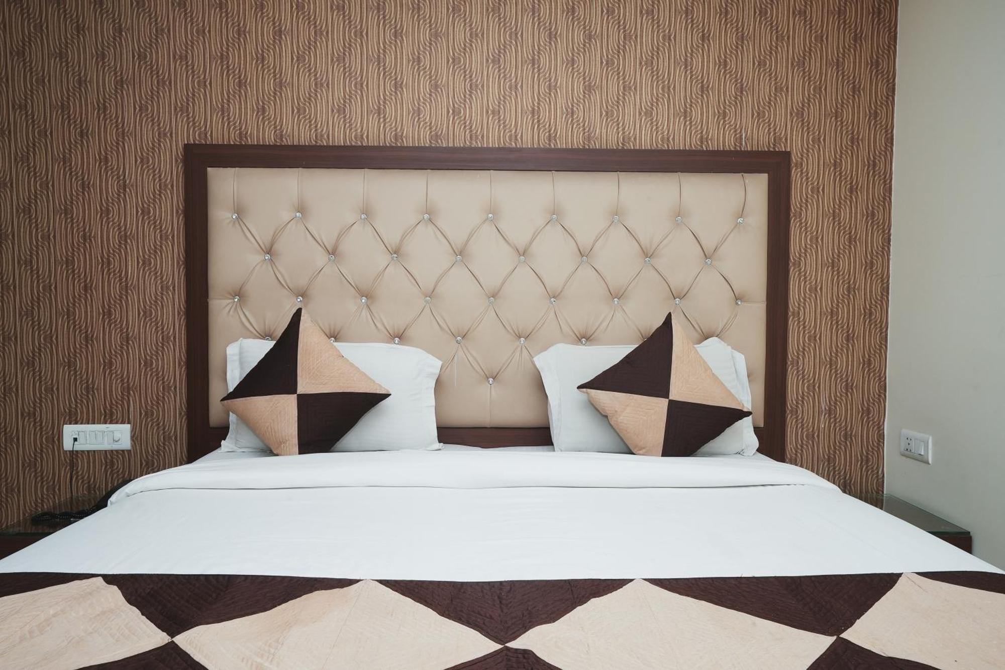Hotel B Continental 3*