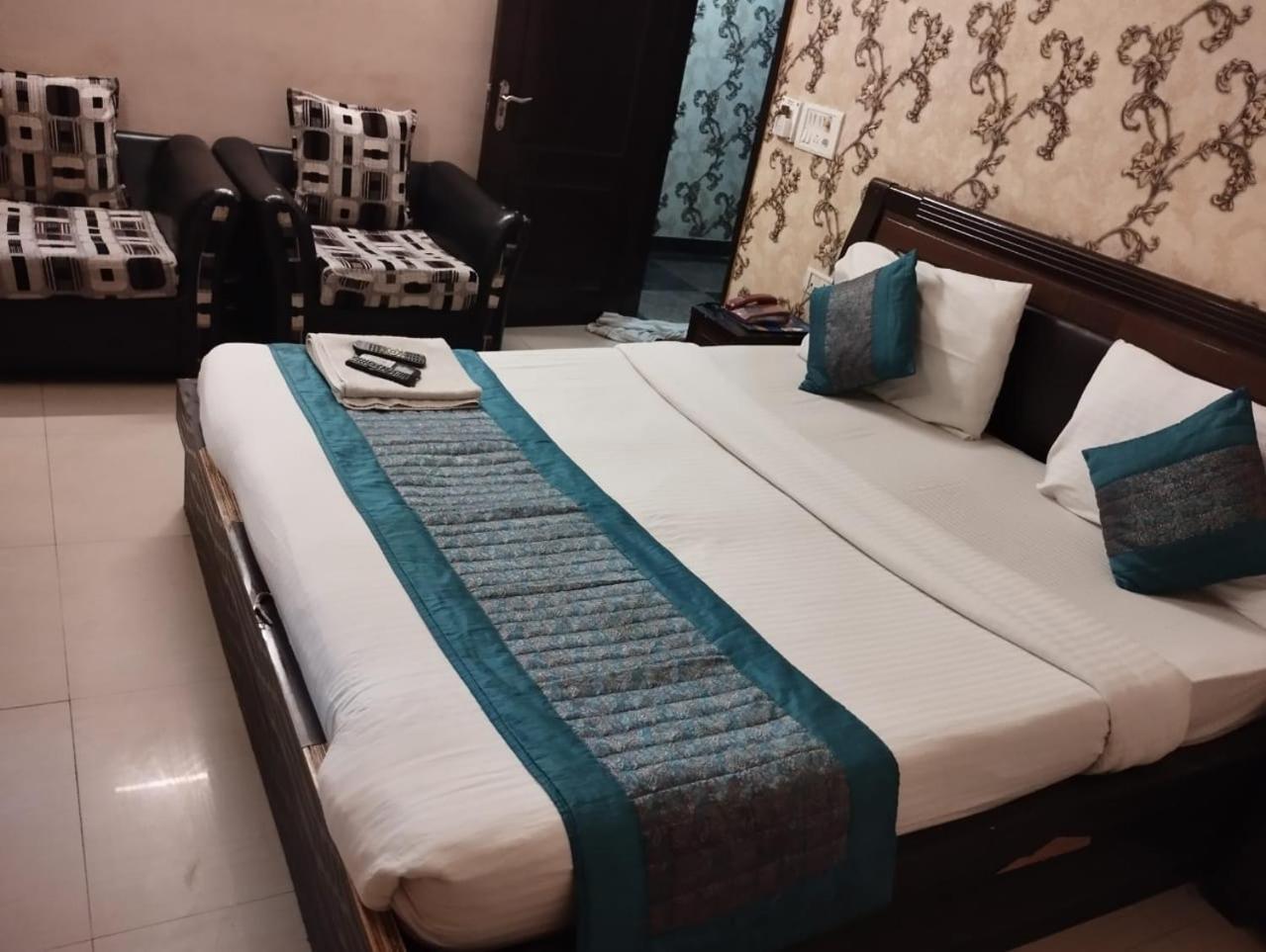 Shimla Heritage- Near B L K Hospital Hotel Delhi (National Capital Territory of India)