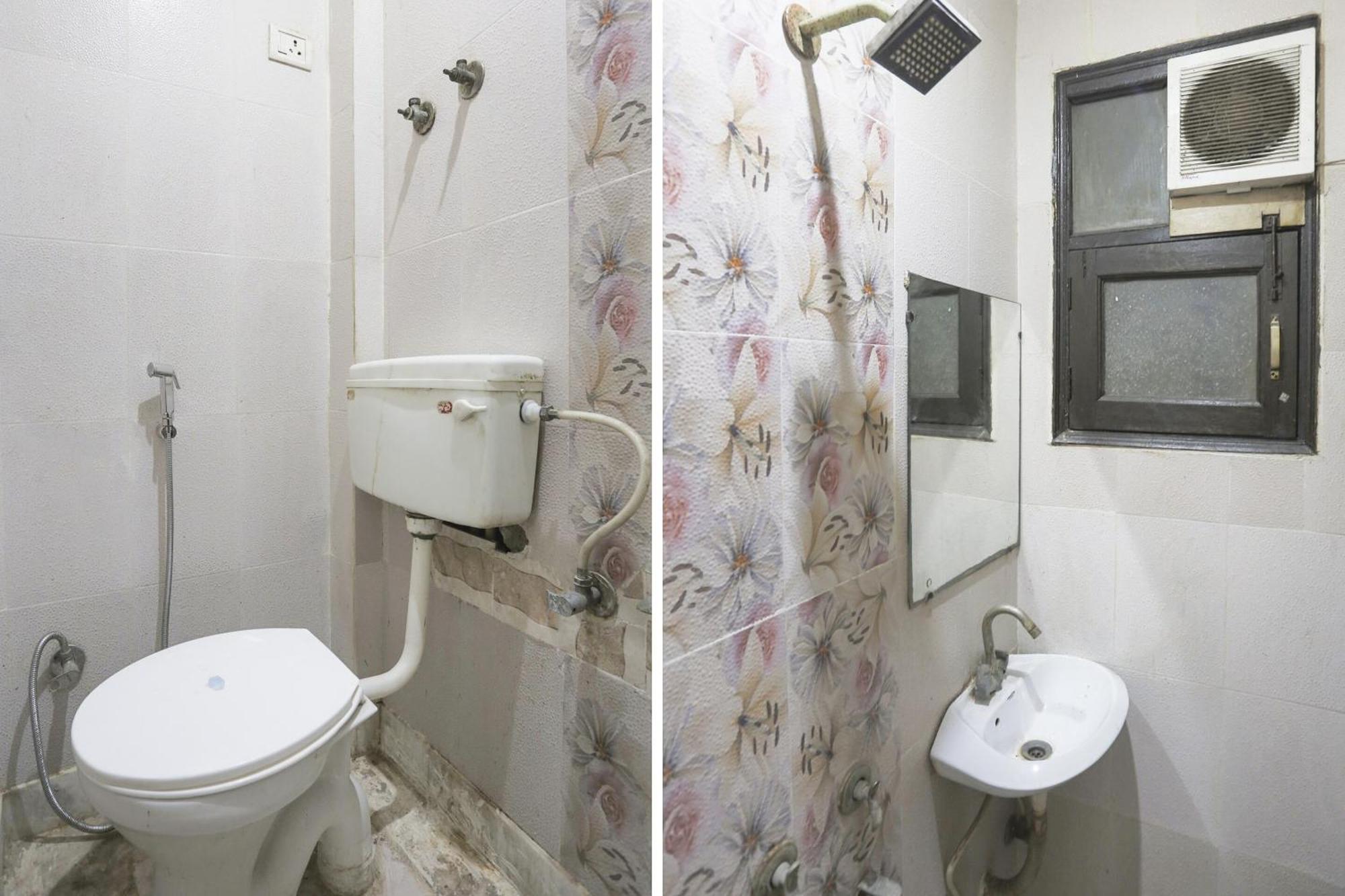O Maxx Residency Near Dlf Avenue Saket