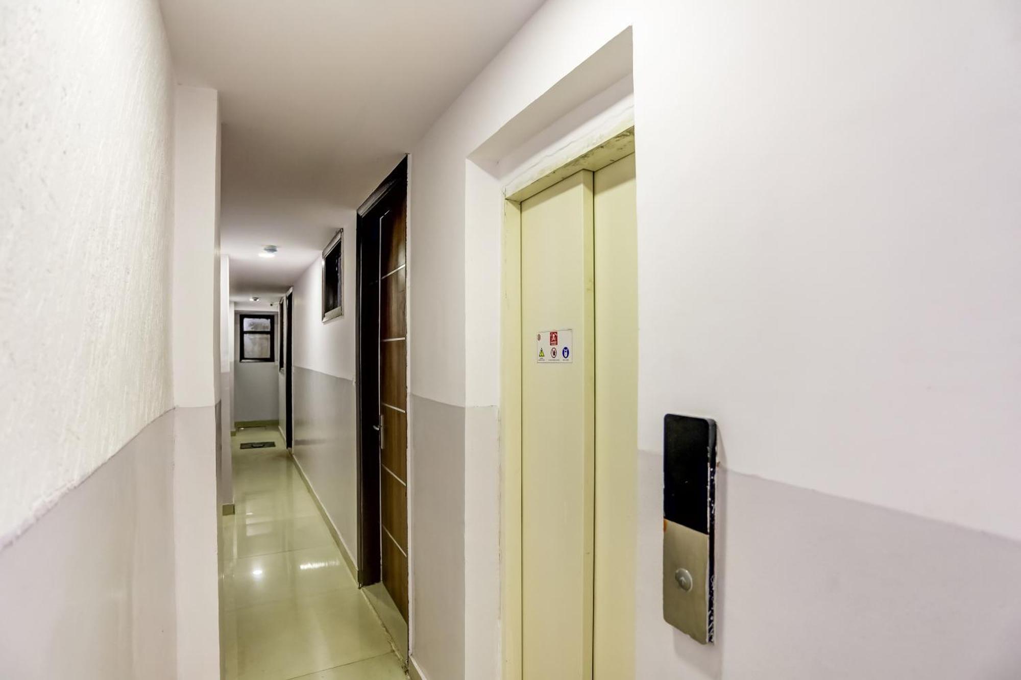 O Cozy Cave Hotel 3*