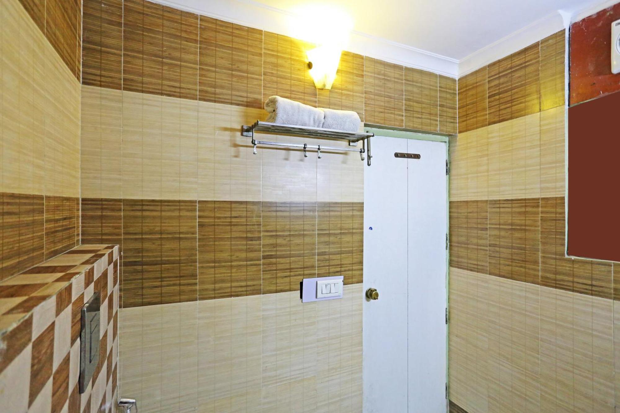 Hotel Ambrosia - Near Delhi Airport