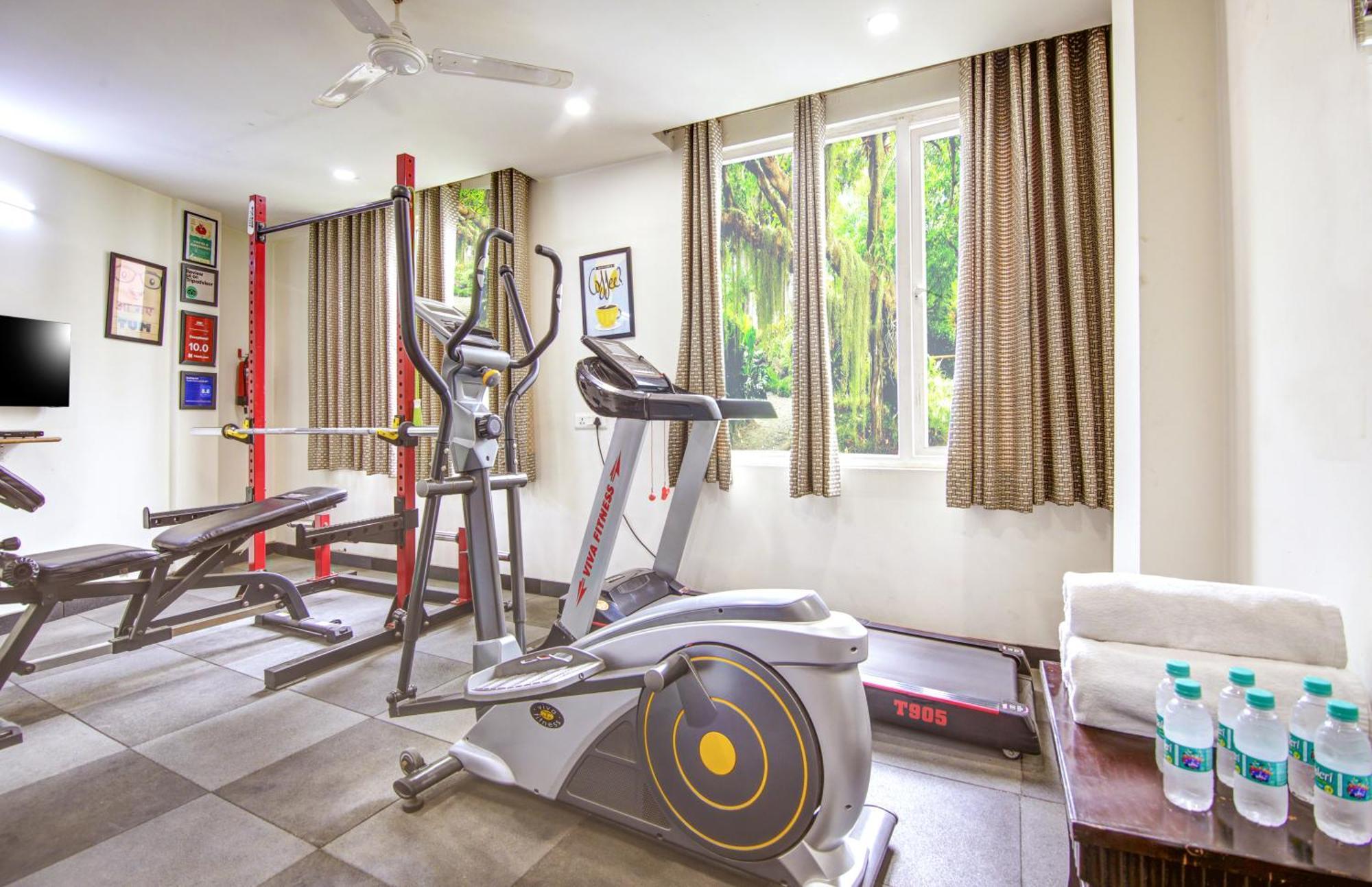 Hotel Gracious By Vishesh &