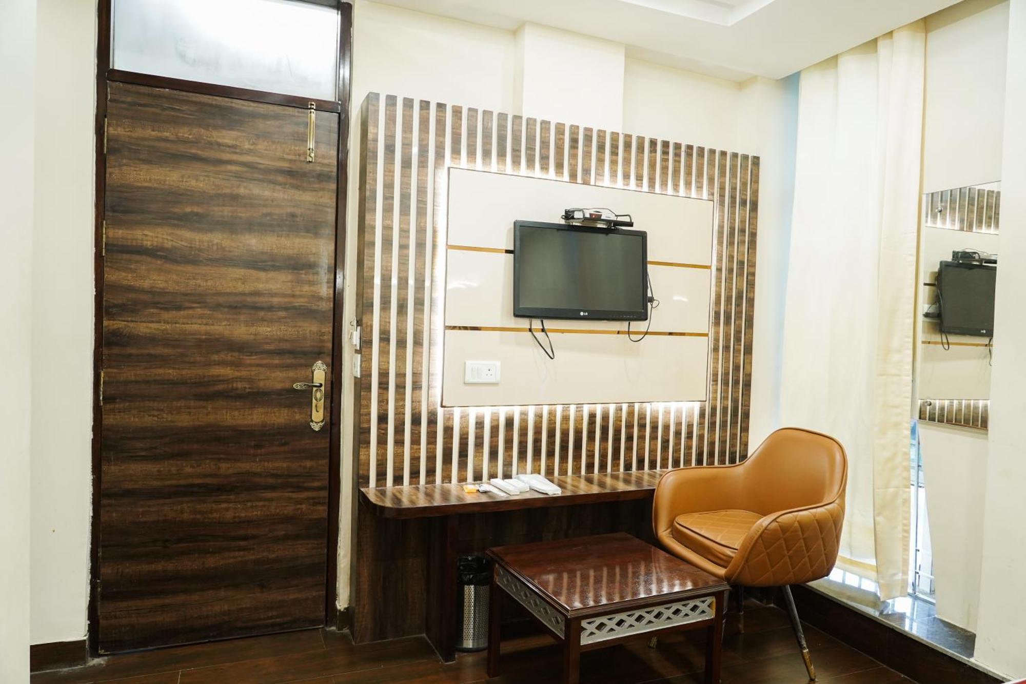 Batra Nizamuddin 3* New Delhi