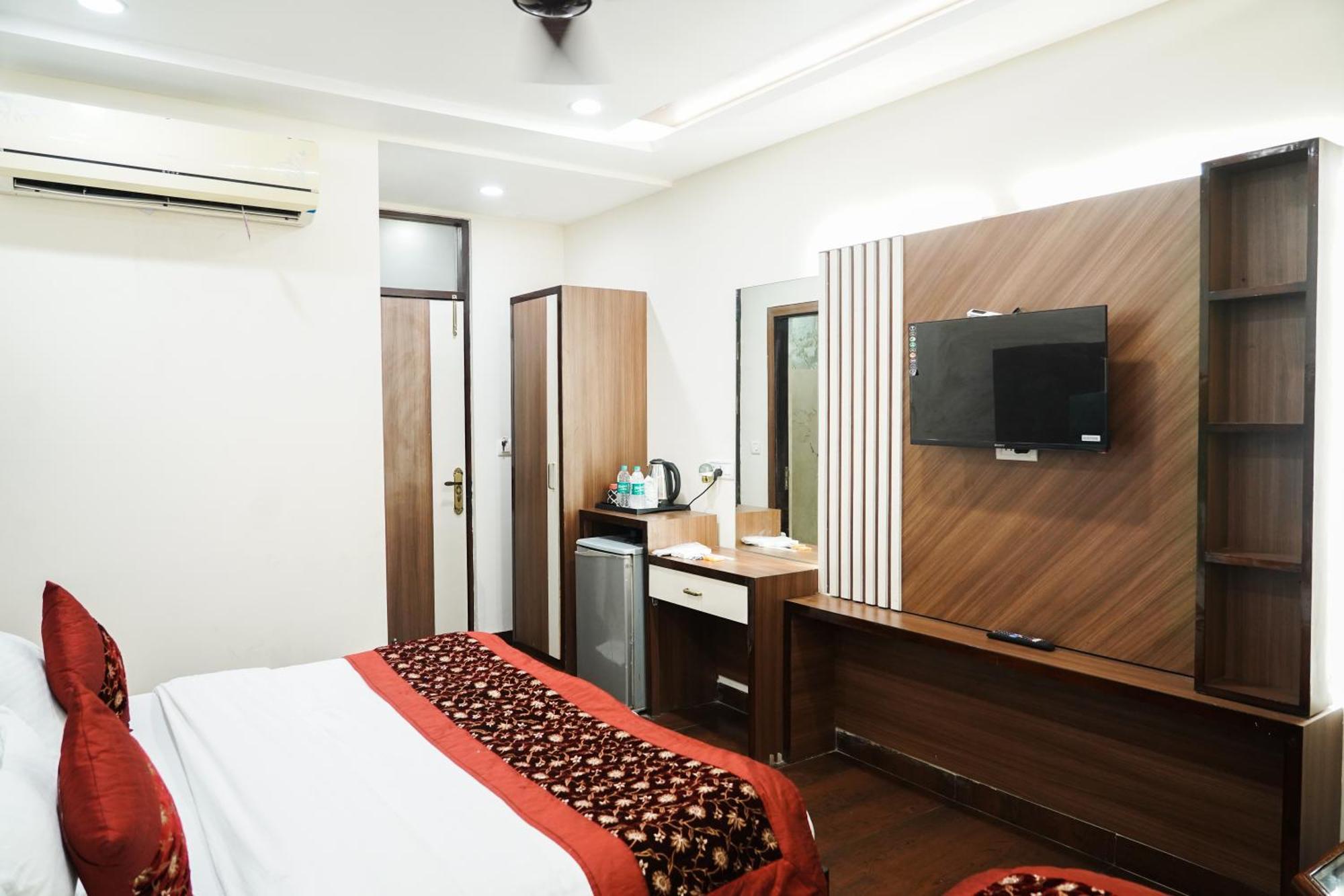 Batra Nizamuddin Hotel New Delhi