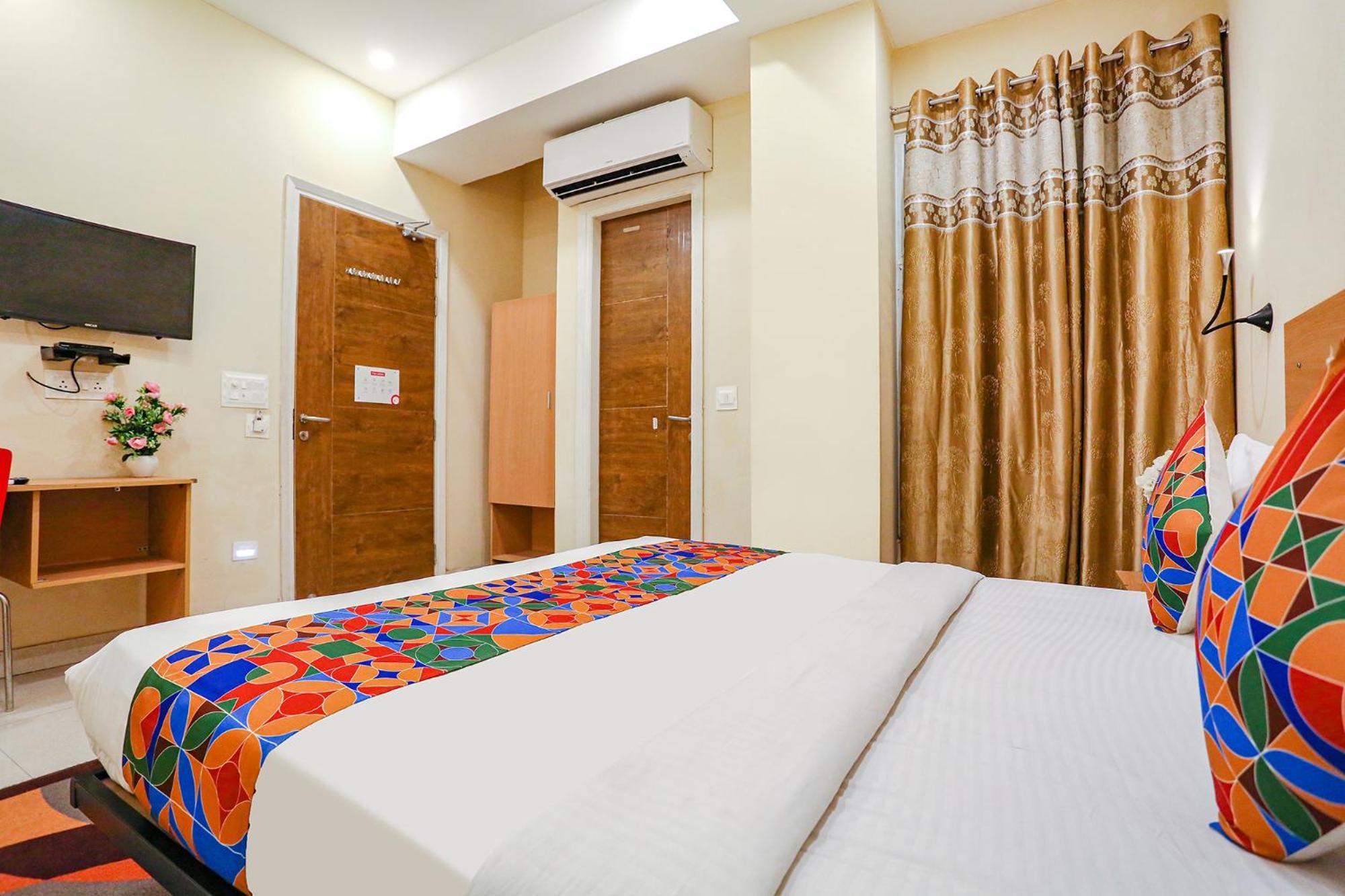 Fabhotel Gk Residency