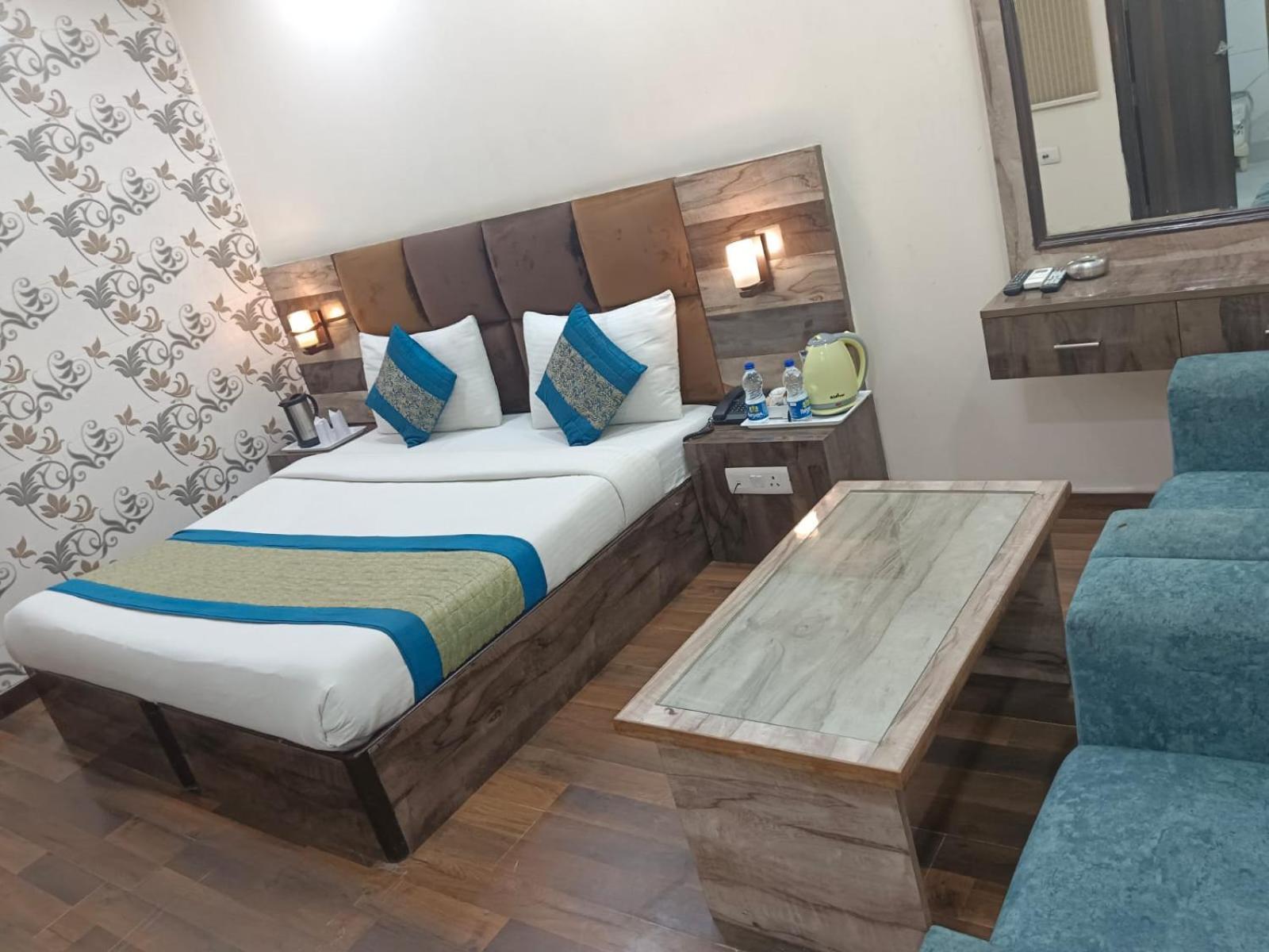 Singh Continetal Hotel 3*