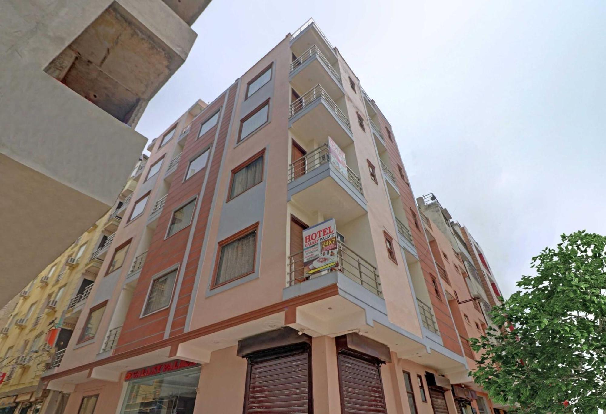Hotel Oyo Flagship 80946 Galaxy Palace