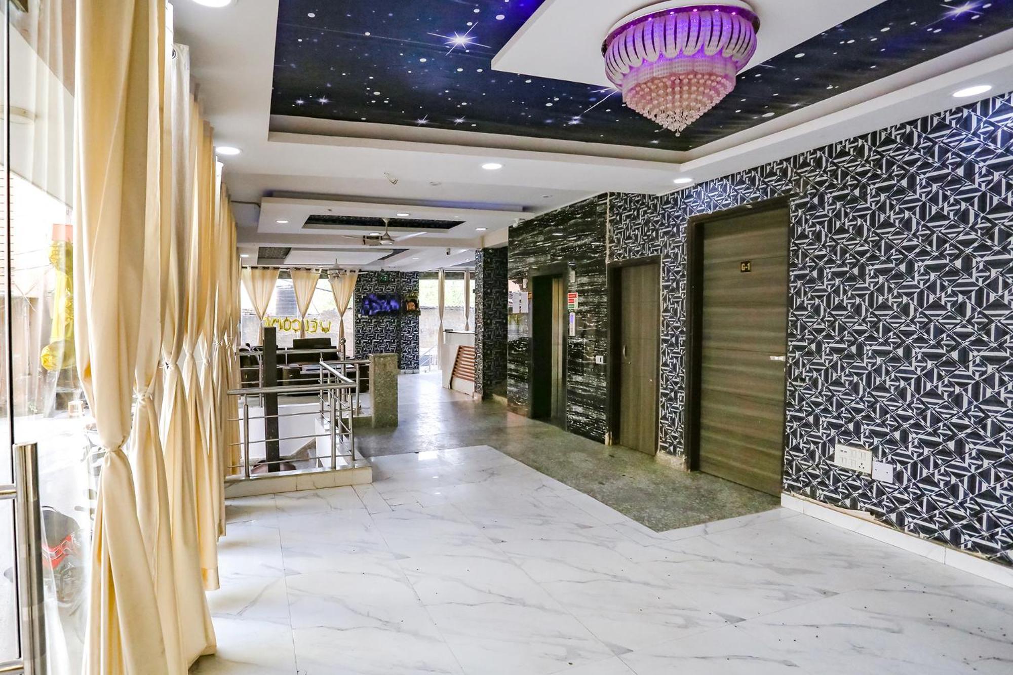 Fabexpress Royal Orbit Hotel Delhi (National Capital Territory of India)