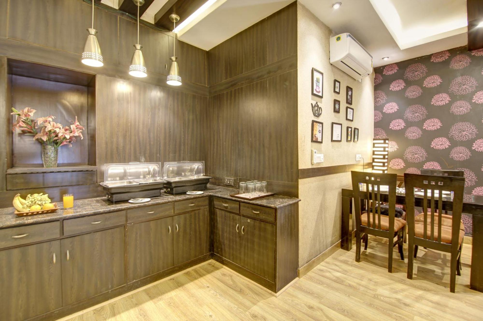 Hotel The Solace New Delhi