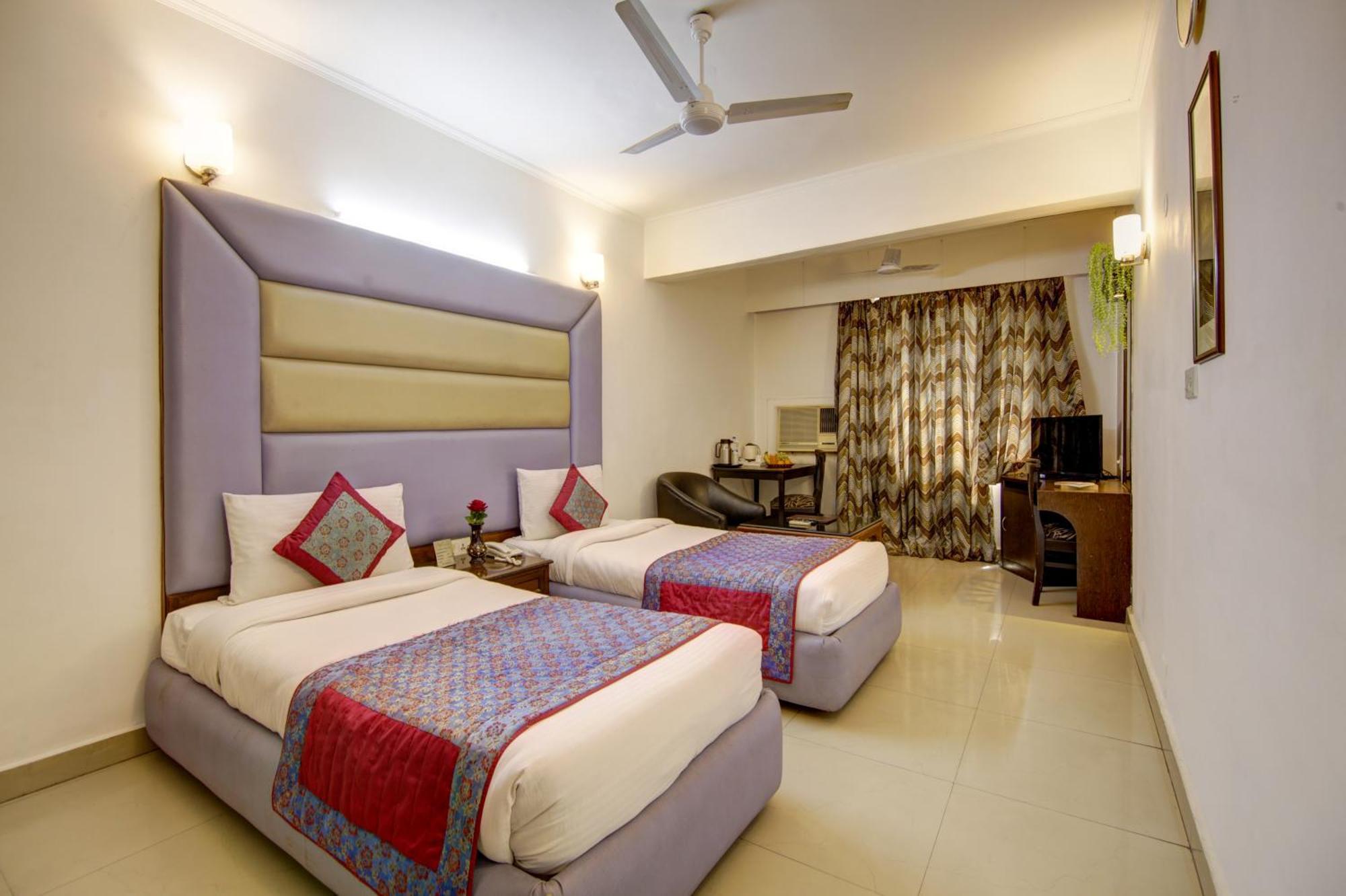 The Solace 2* New Delhi