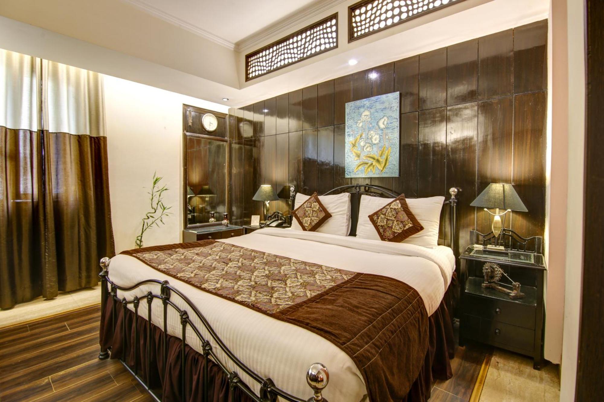The Solace Hotel New Delhi