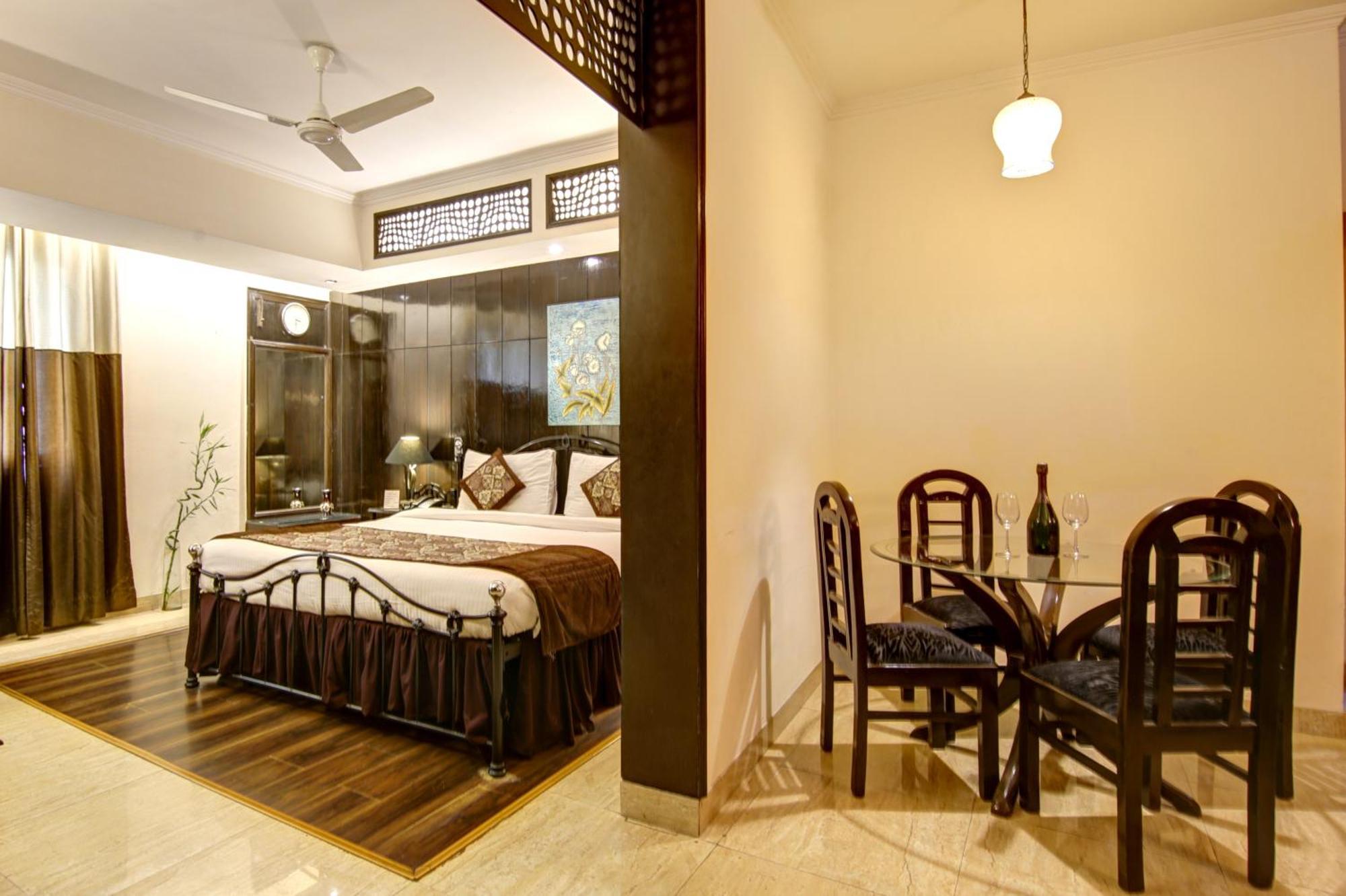 The Solace 2* New Delhi