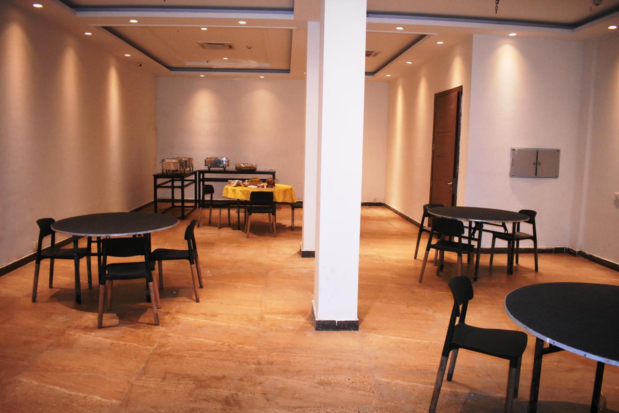 Hotel Lemonwood Suites By F9 - Trivoli Garden Chhatarpur