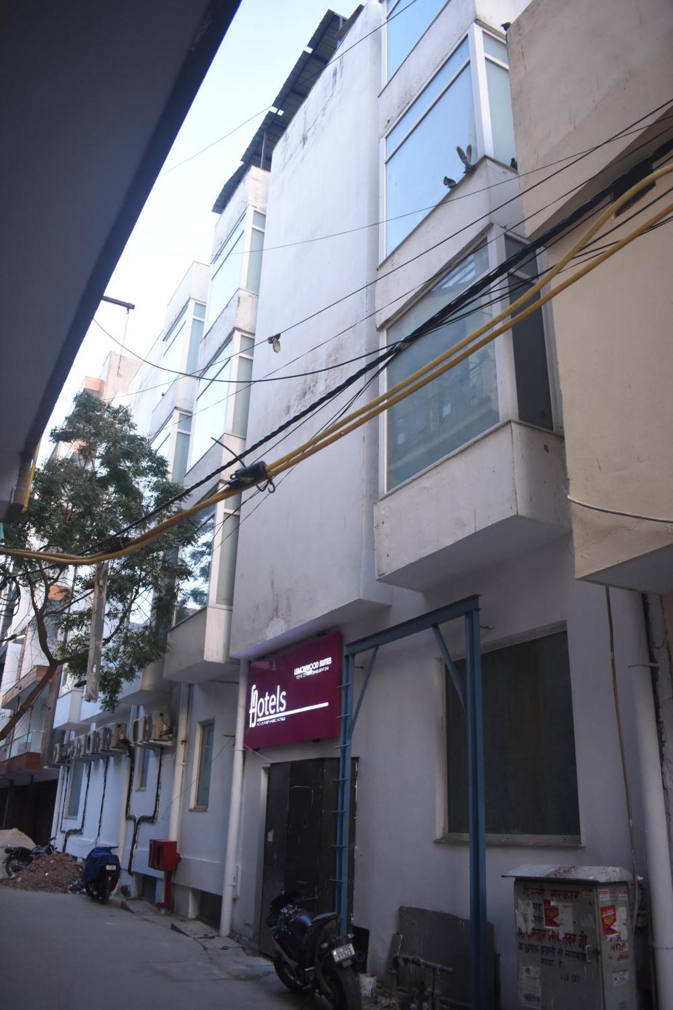 Lemonwood Suites By F9 - Trivoli Garden Chhatarpur New Delhi