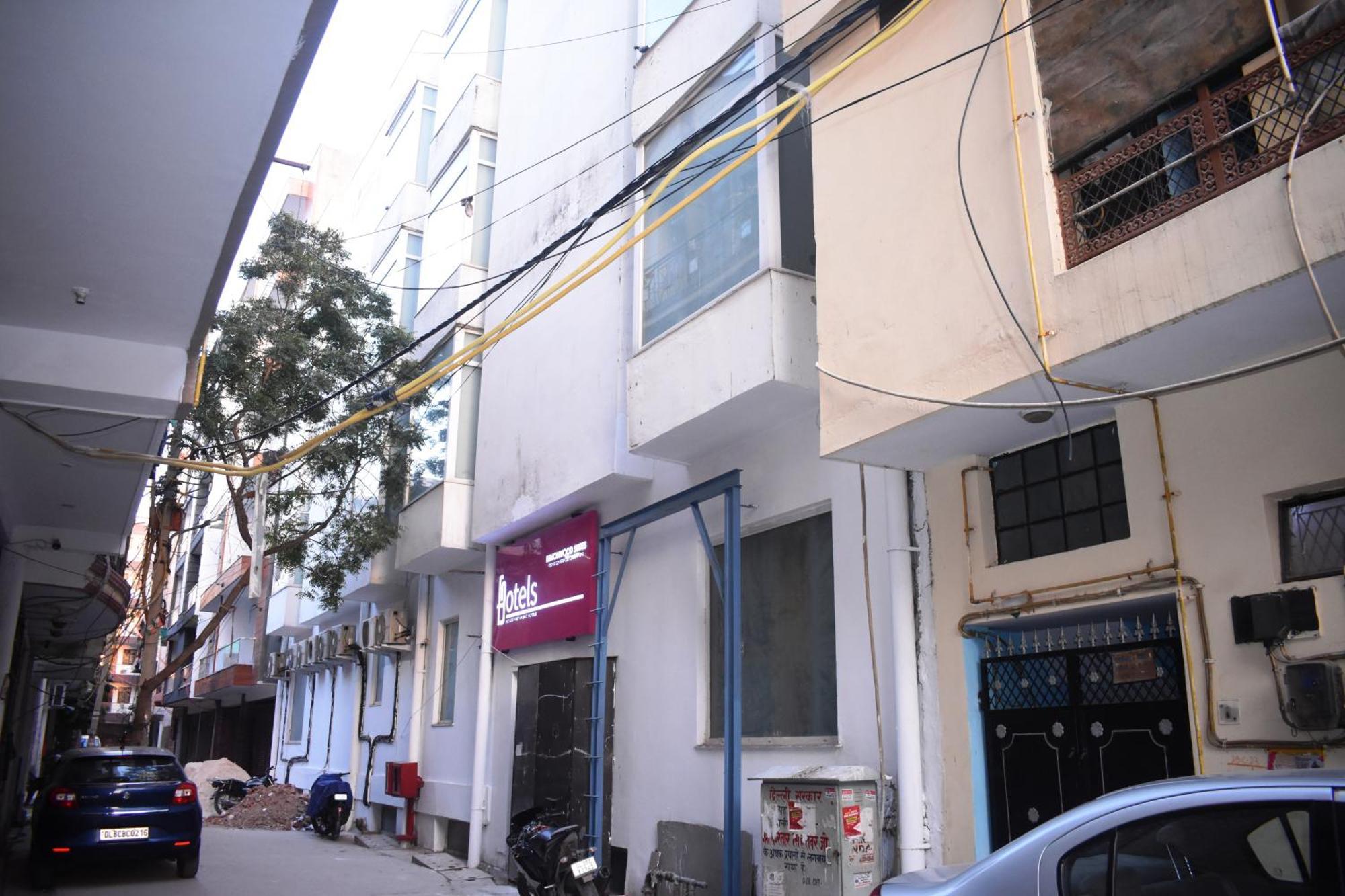 Lemonwood Suites By F9 - Trivoli Garden Chhatarpur New Delhi