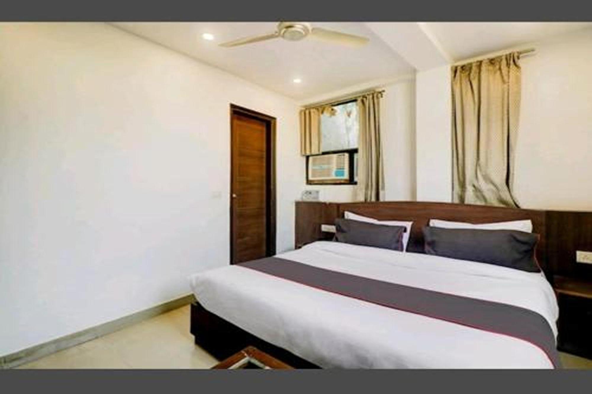 Hotel Aravali Residency 4*