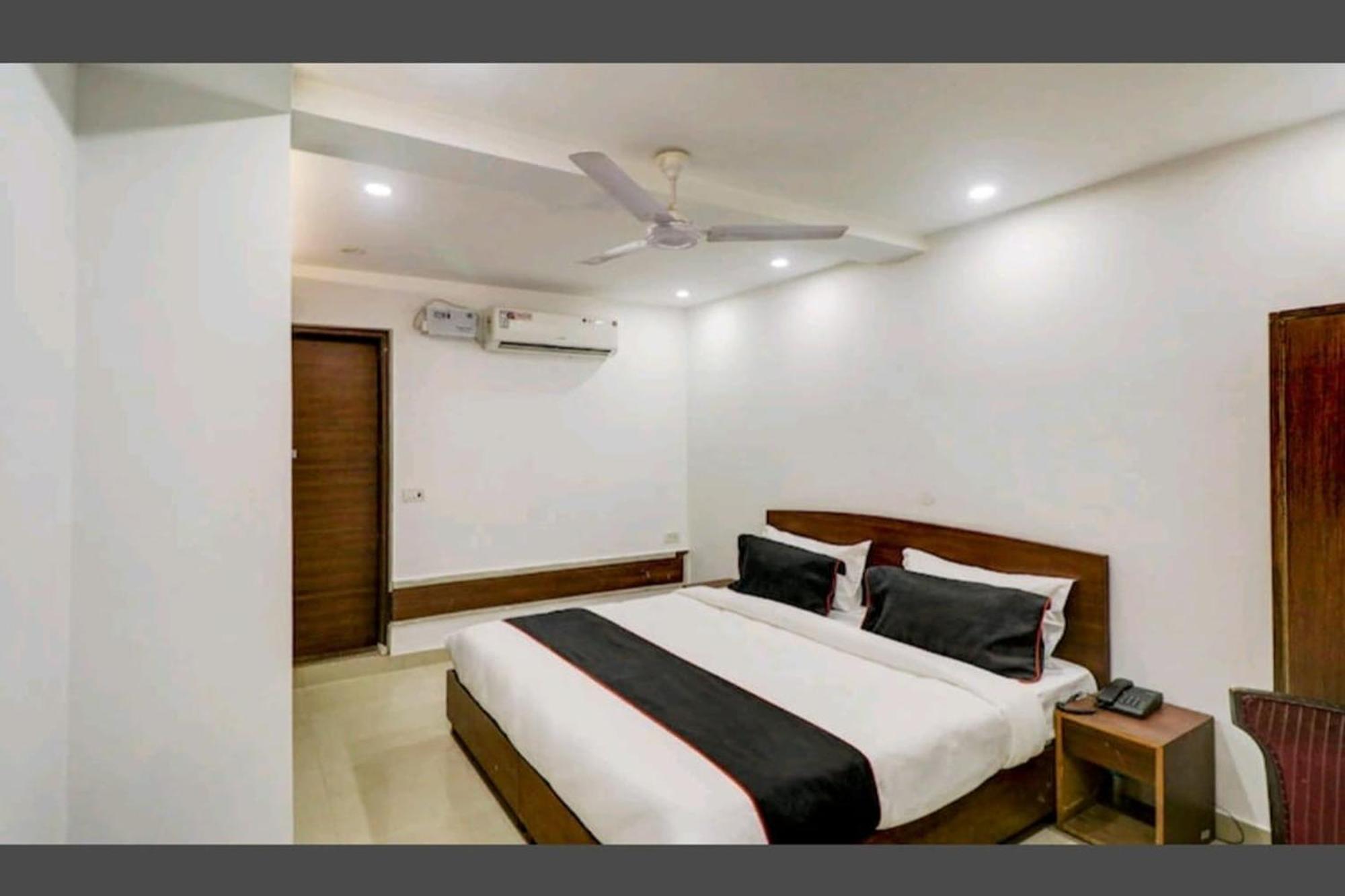 Aravali Residency 4* New Delhi