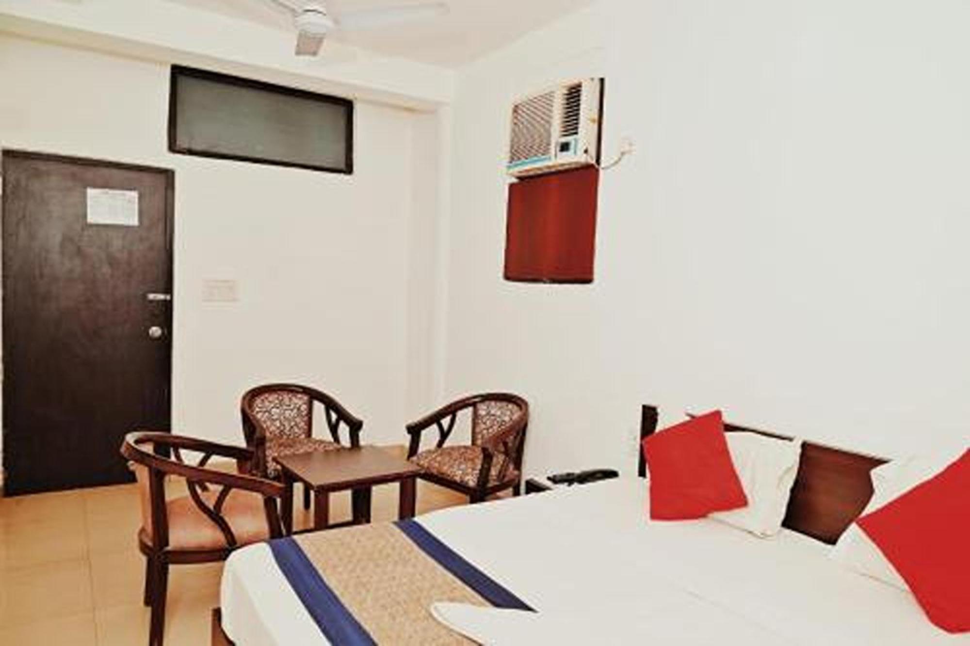 Hotel Aravali Residency