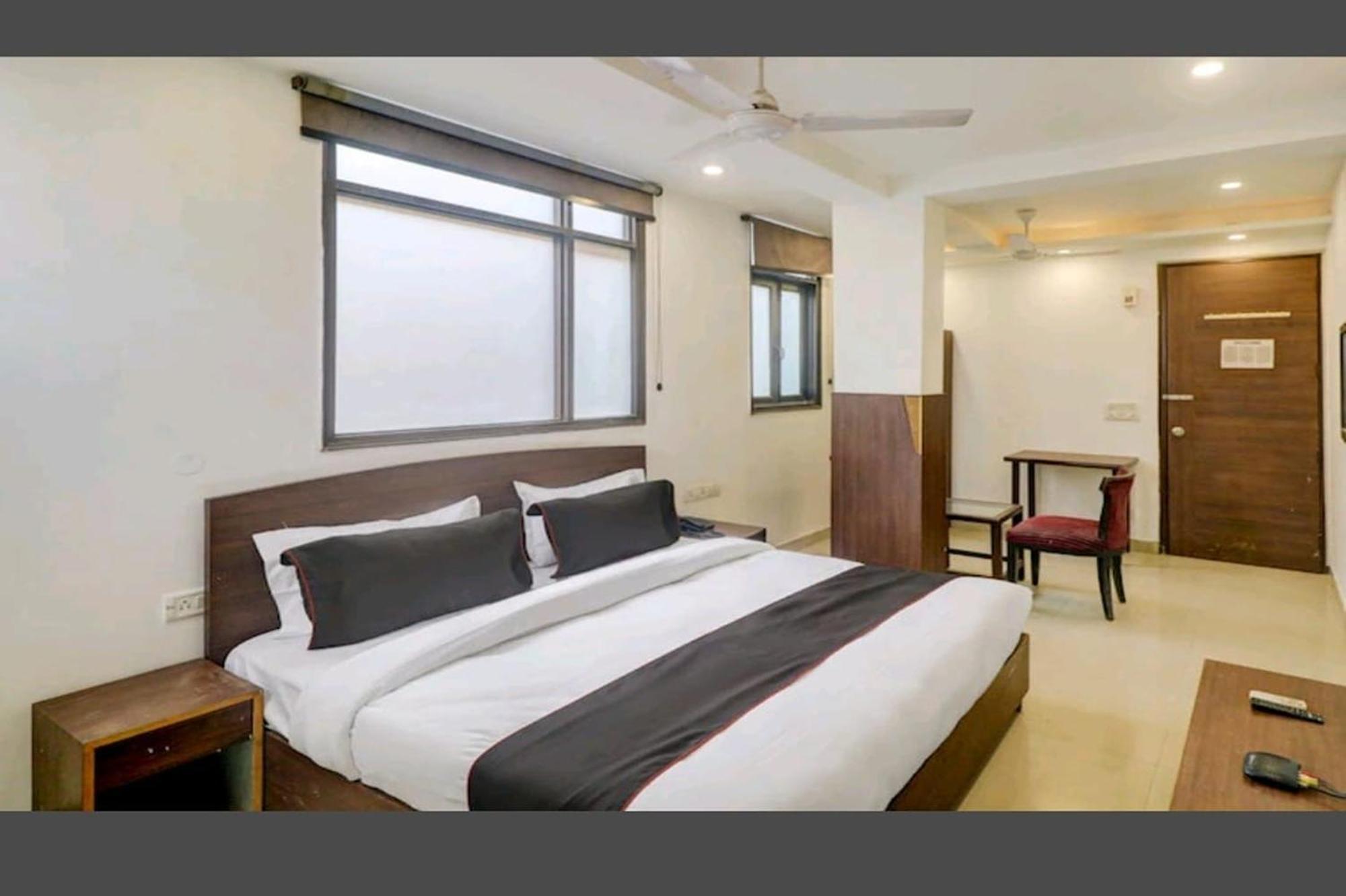 Hotel Aravali Residency
