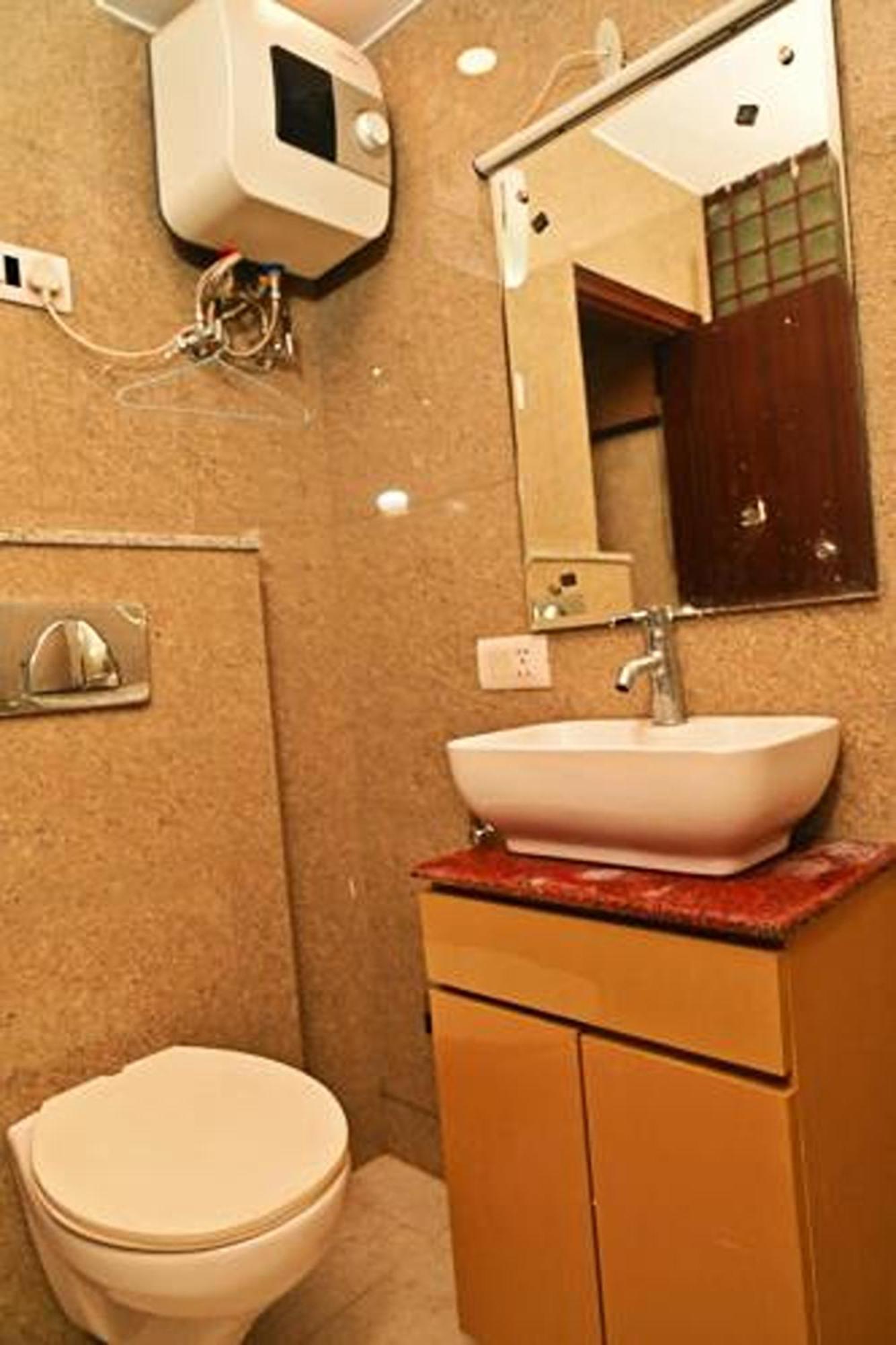 Aravali Residency 4*