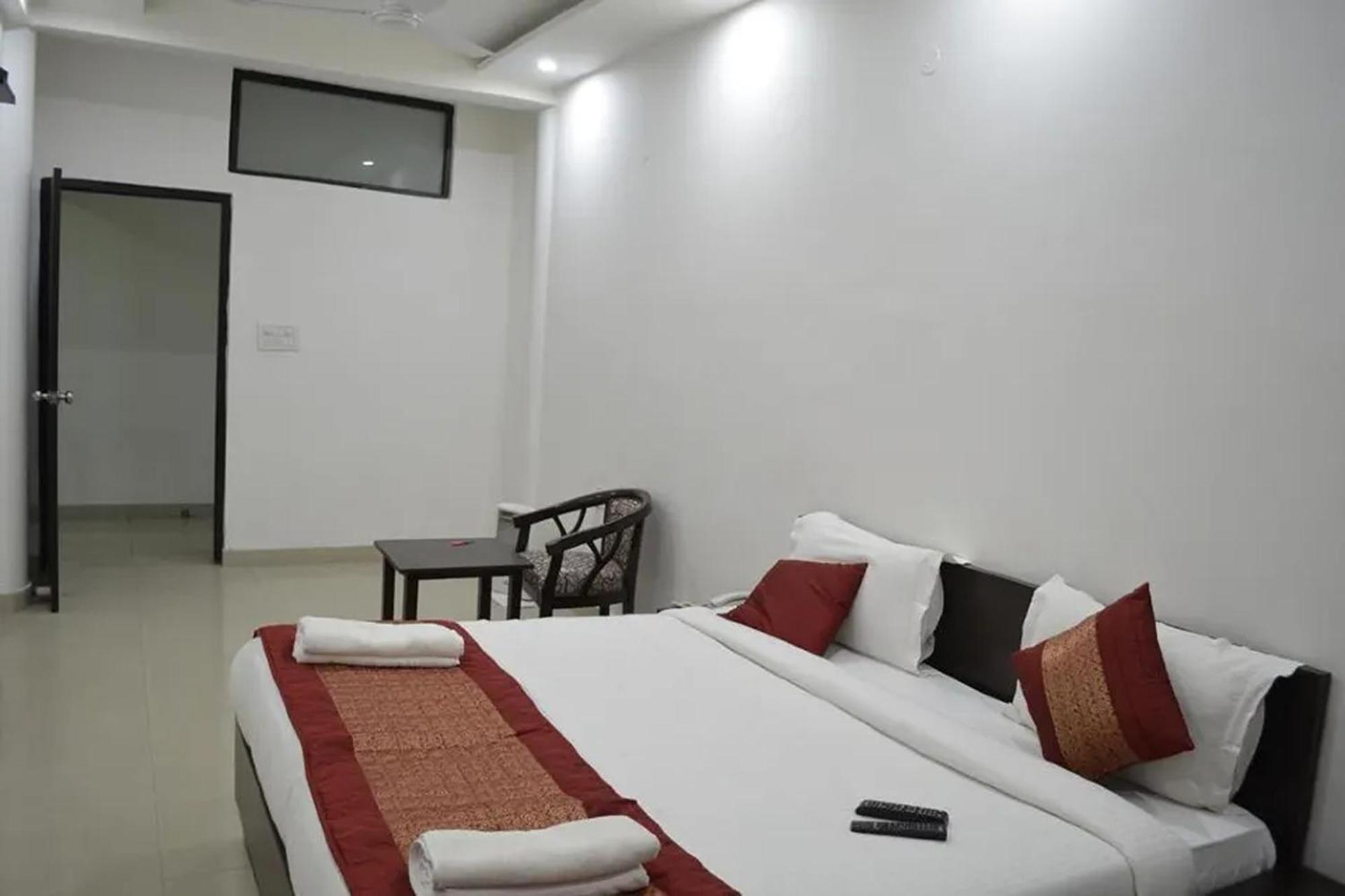 Hotel Aravali Residency 4*
