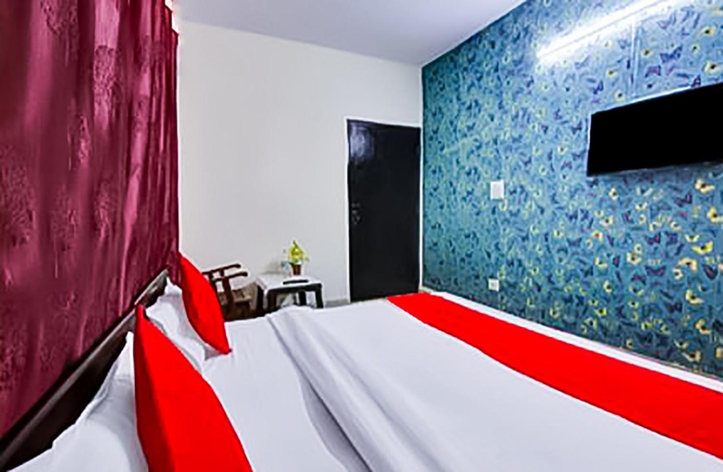 Bliss - Near Lajpat Nagar Metro New Delhi