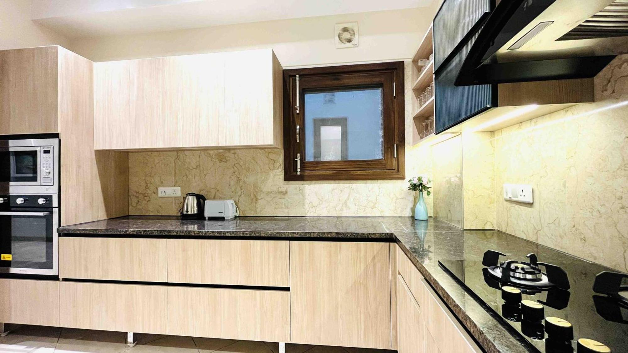 Apartment Bluo 3bhk Saket Citywalk Mall - Lift, Balcony, Parking