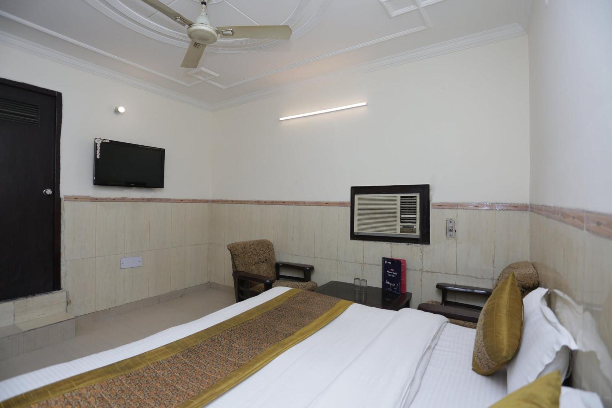 O Lite Near Delhi Airport Hotel New Delhi