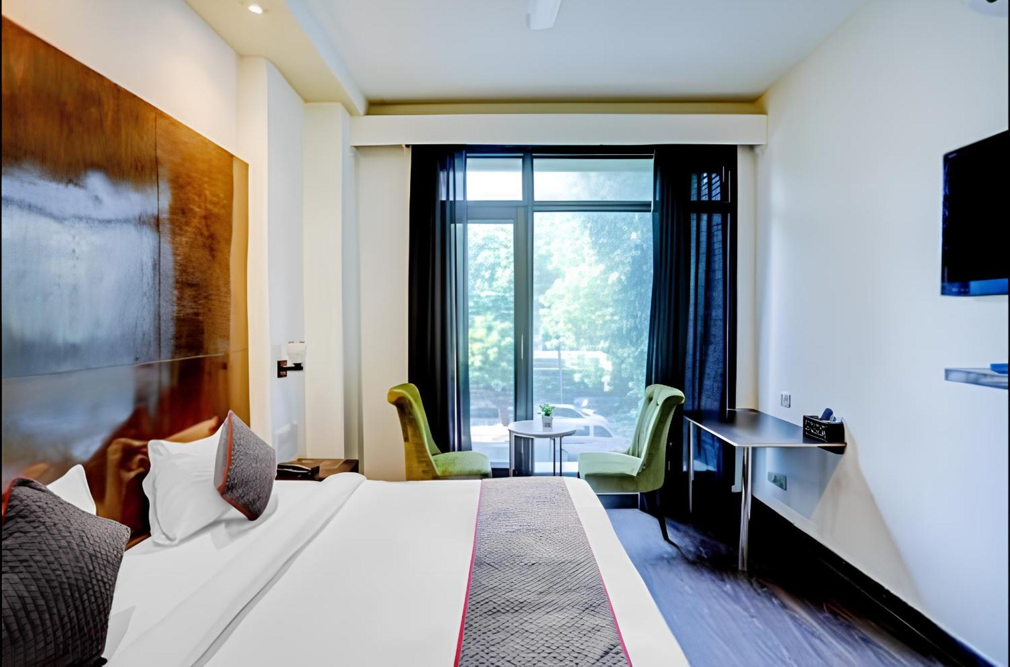 The Orion - Greater Kailash Hotel