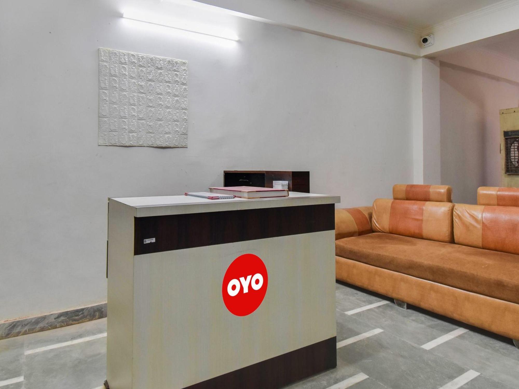 Oyo Rr Residency Hotel