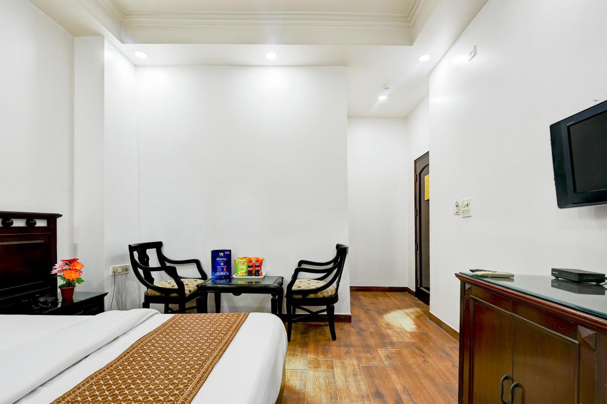 Legend - Walk-in From Railway Station Hotel