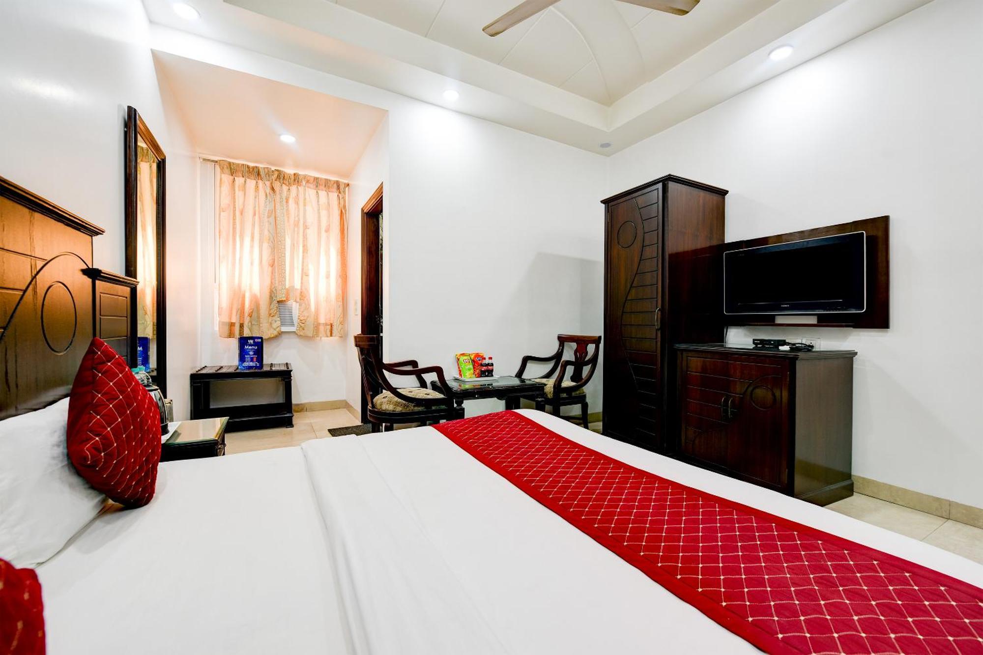 Legend - Walk-in From Railway Station 3* New Delhi