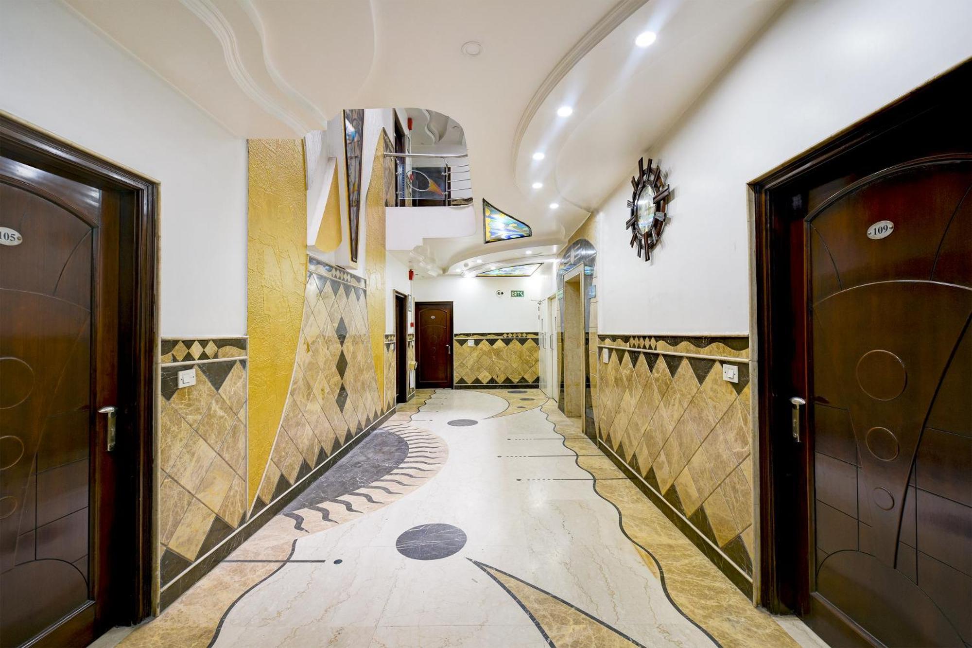 Legend - Walk-in From Railway Station New Delhi