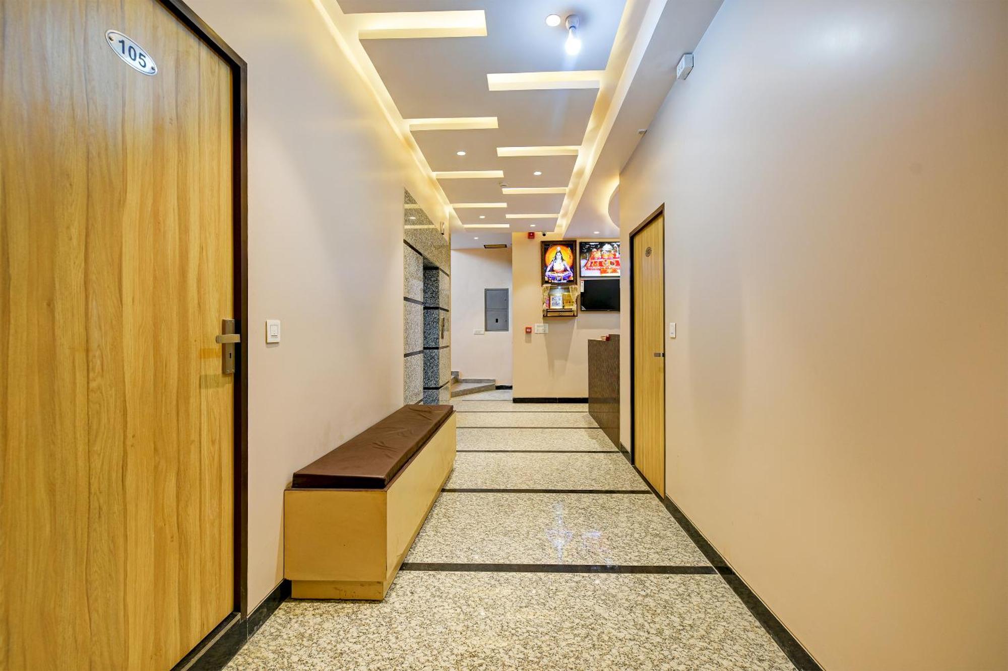 Hotel Express 66 - Railway Station