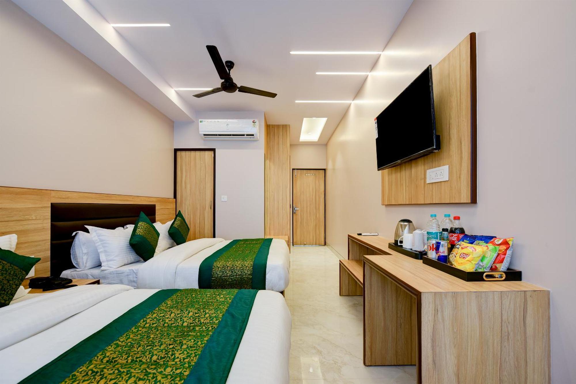 Hotel Express 66 - Railway Station New Delhi