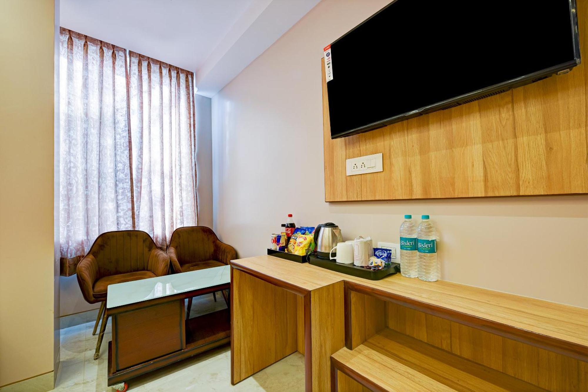 Hotel Express 66 - Railway Station