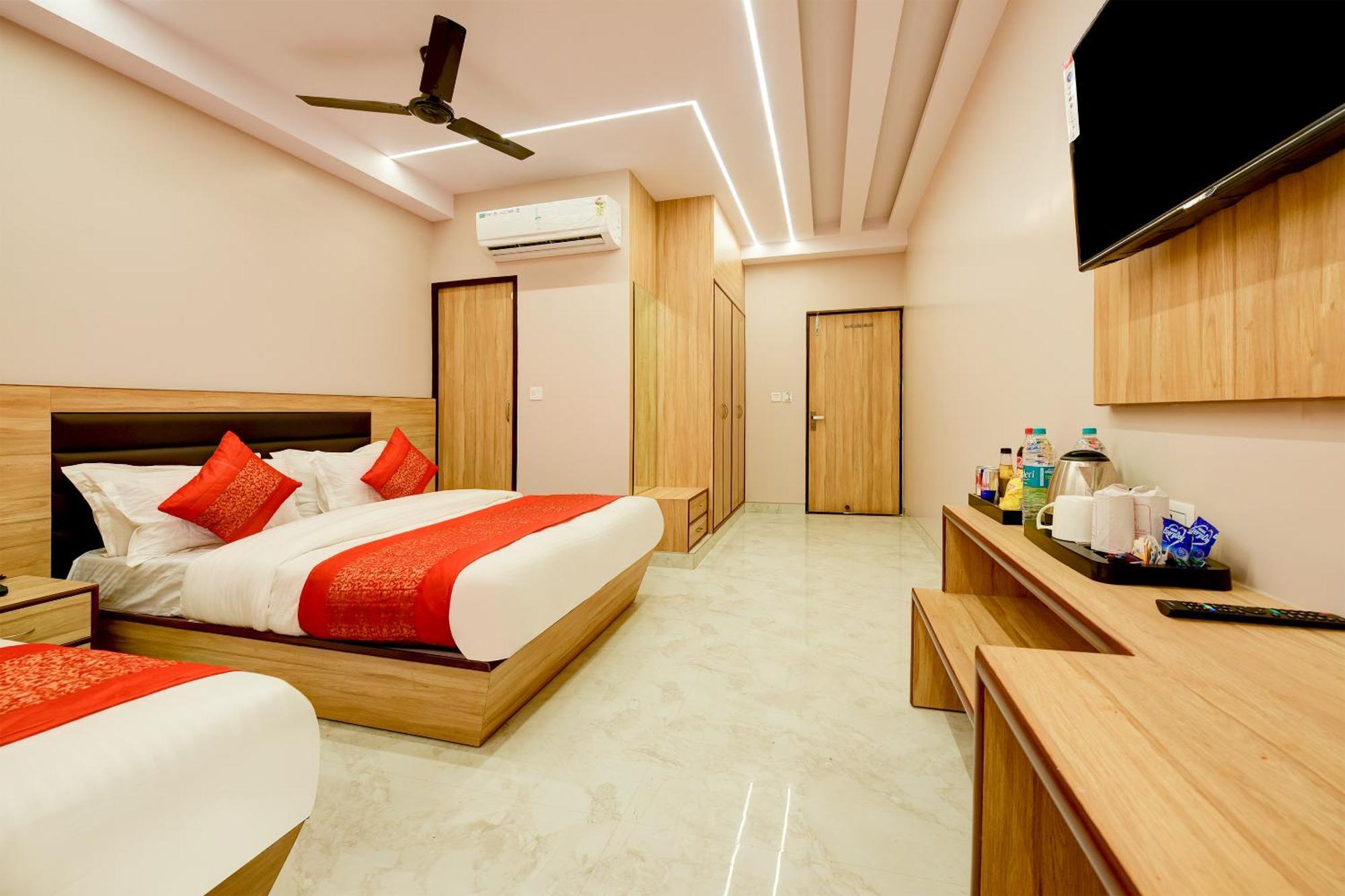 Hotel Express 66 - Railway Station New Delhi