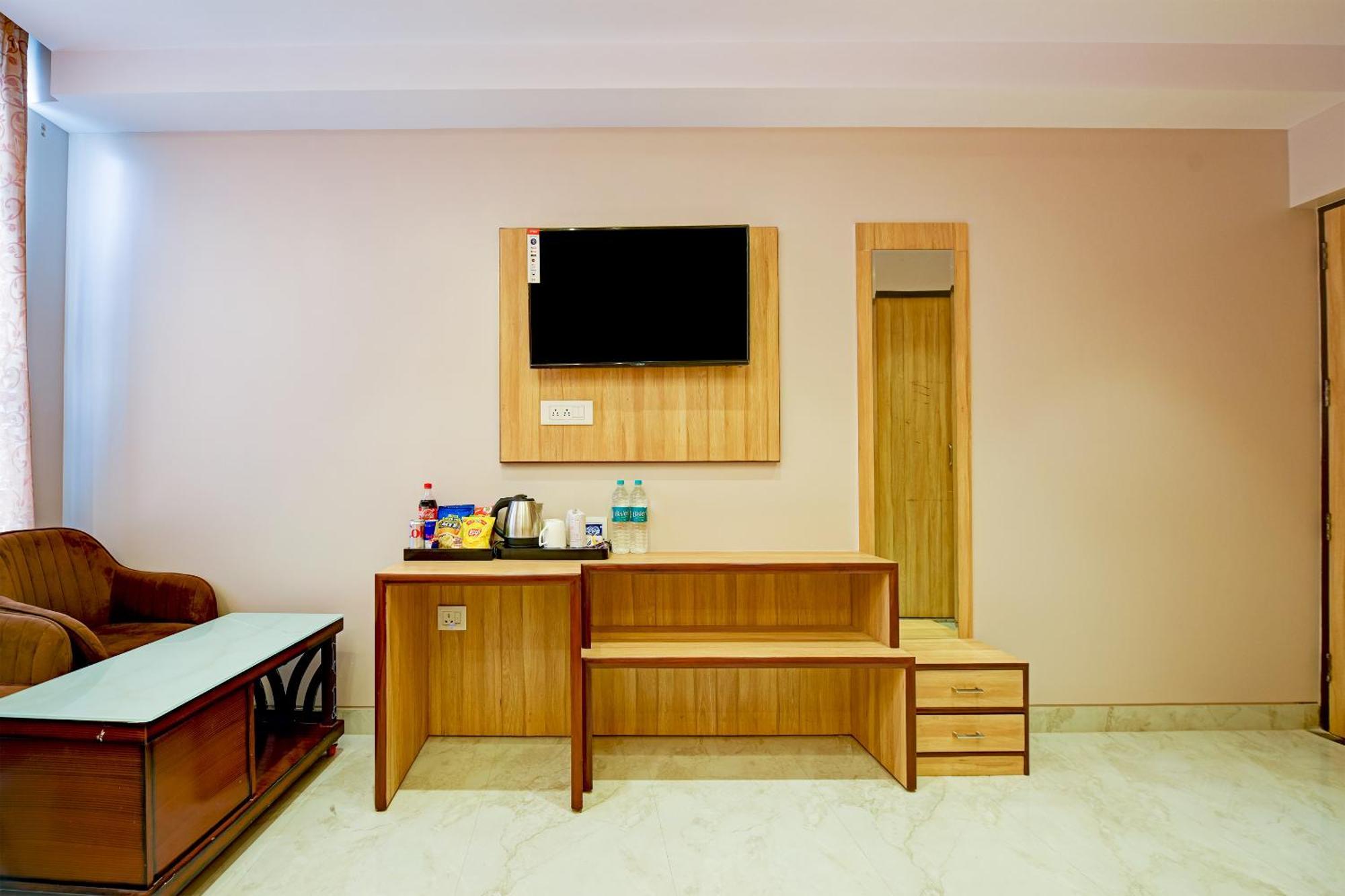 Express 66 - Railway Station Hotel 4*