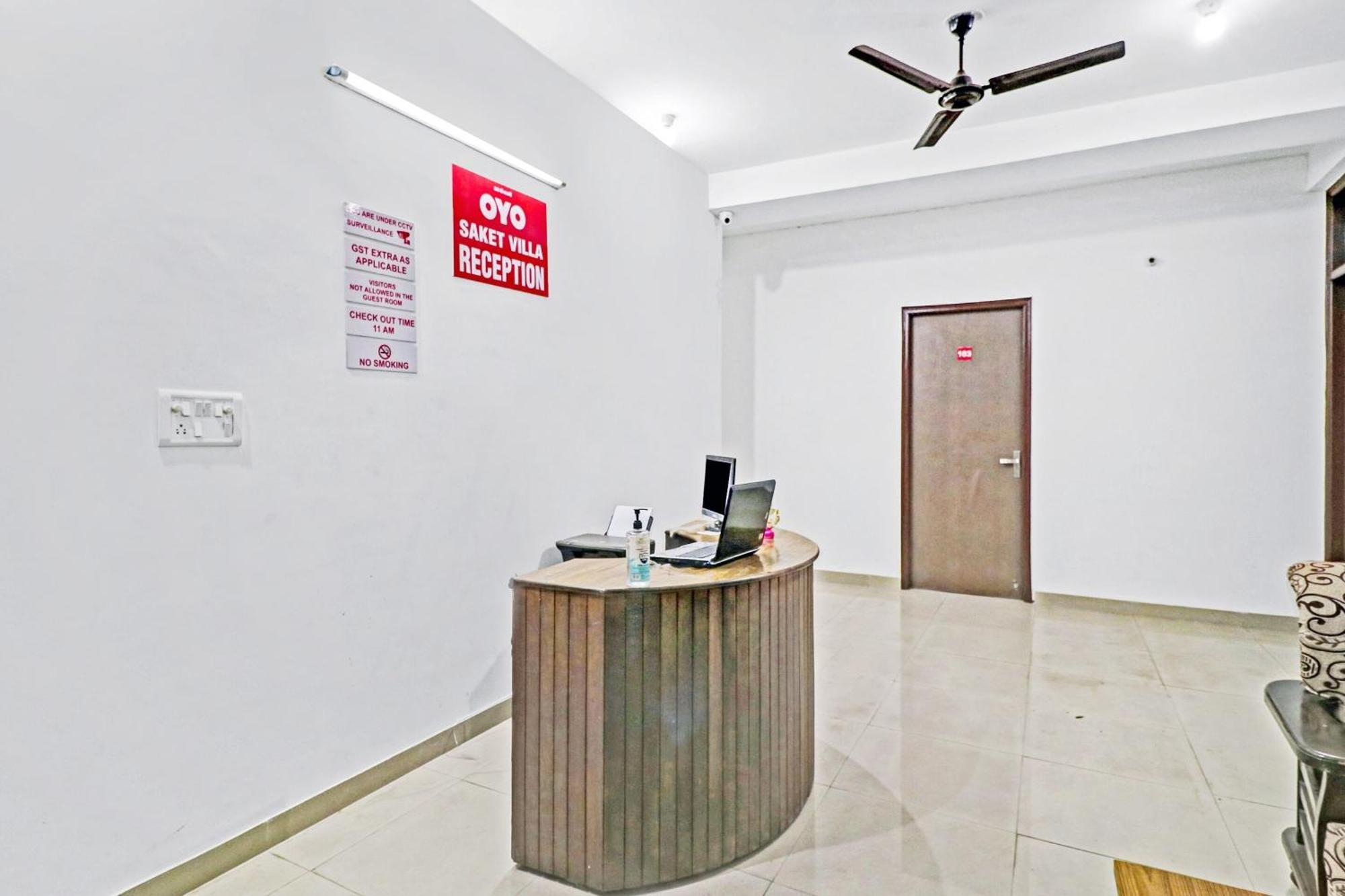 Capital O Saket Near Dlf Avenue Saket