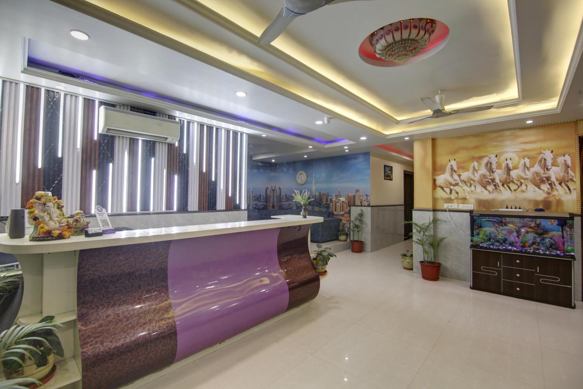 Smart Signature Delhi Airport Hotel