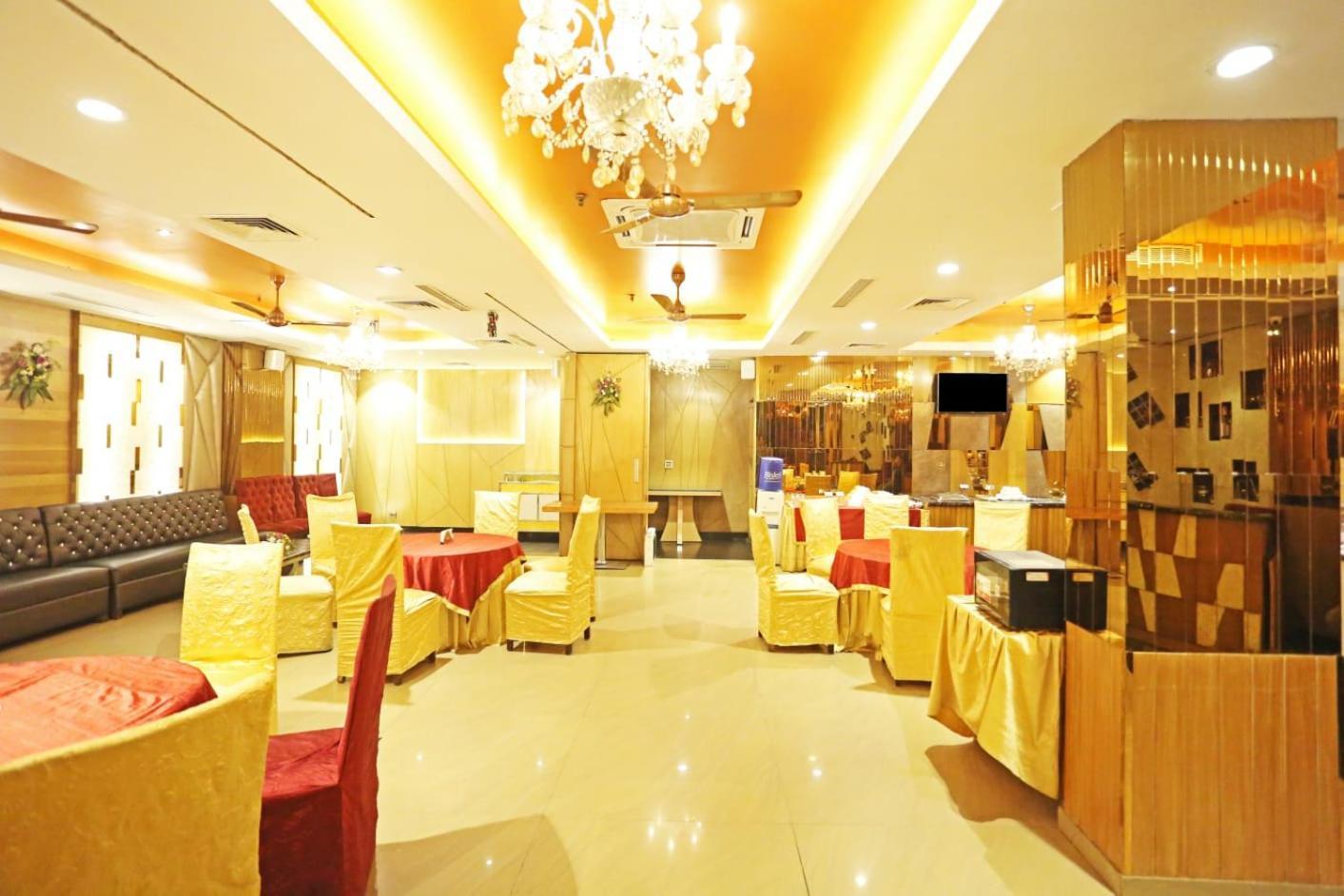 Airport Claytone 3*